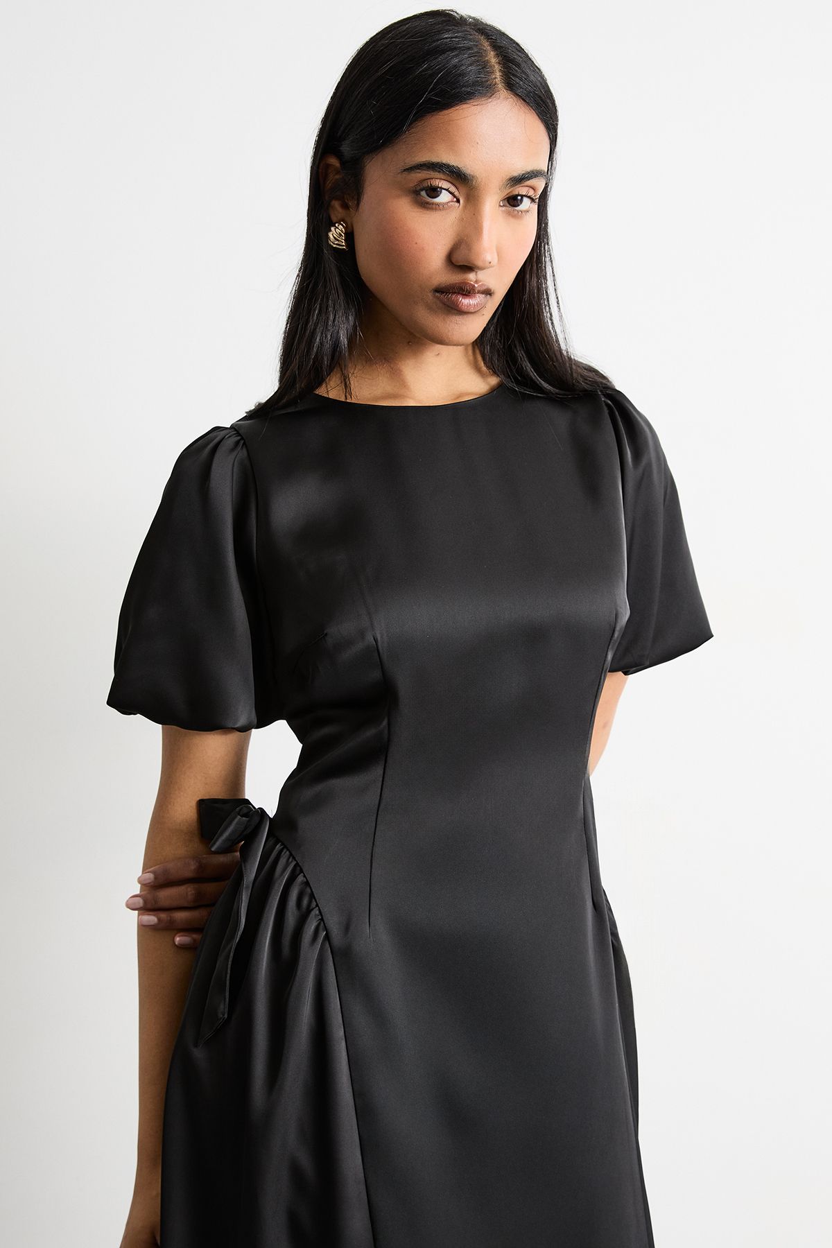 Warehouse Heavy Satin Bow Detail Godet Midi Dress Black image 4