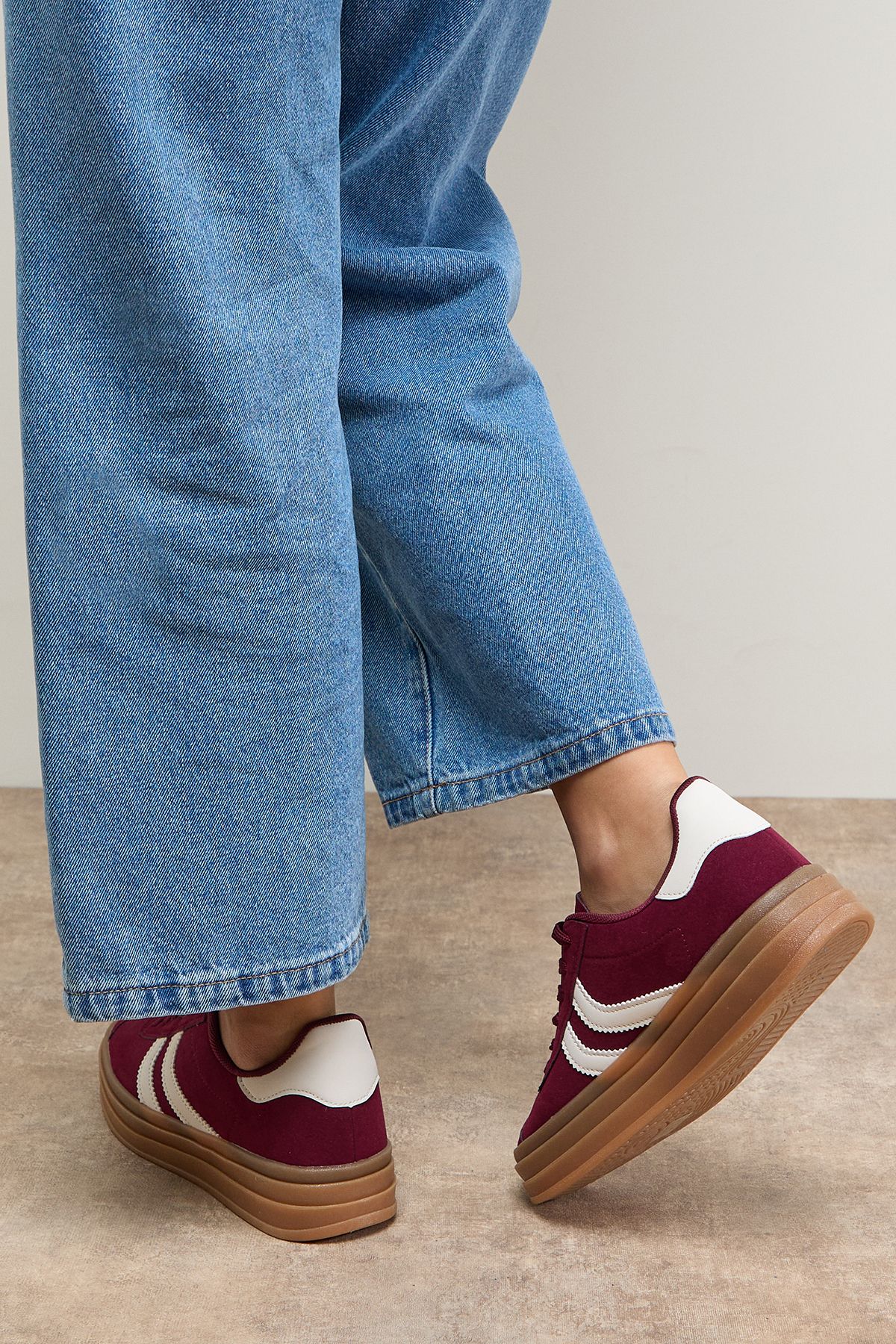 Oasis Lorina Faux Suede Lace Up Platform Trainers Burgundy image 4