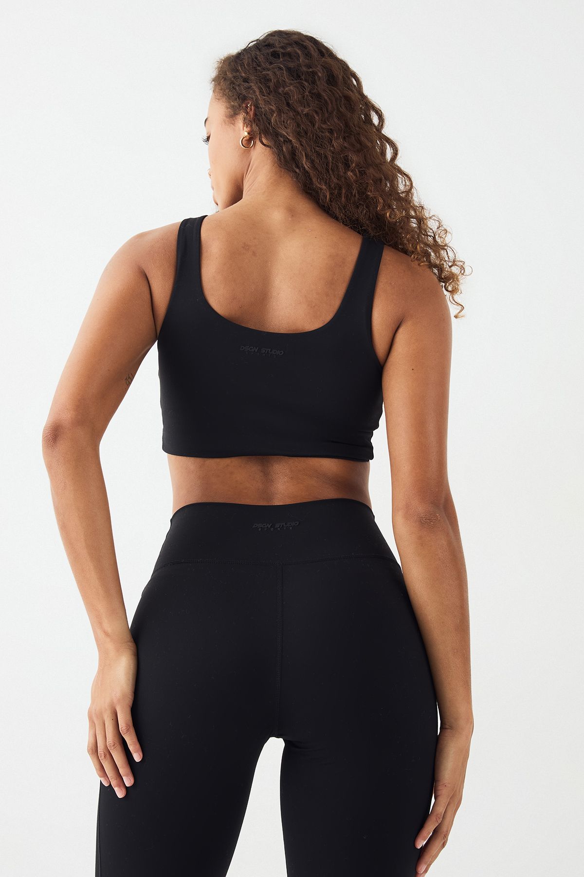 DSGN Studio DSGN Studio Ultra Sculpt Longline Plunge Sports Bra Black image 2