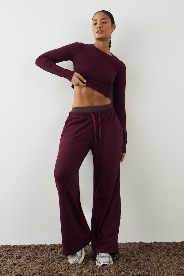 DSGN Studio DSGN Studio Embroidered Rib Wide Leg Trouser Burgundy