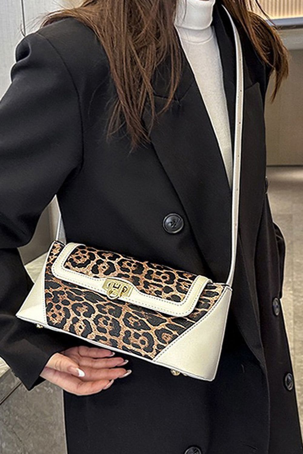 XY London 'Tiff' Women's Leopard Pattern Shoulder Bag image 3