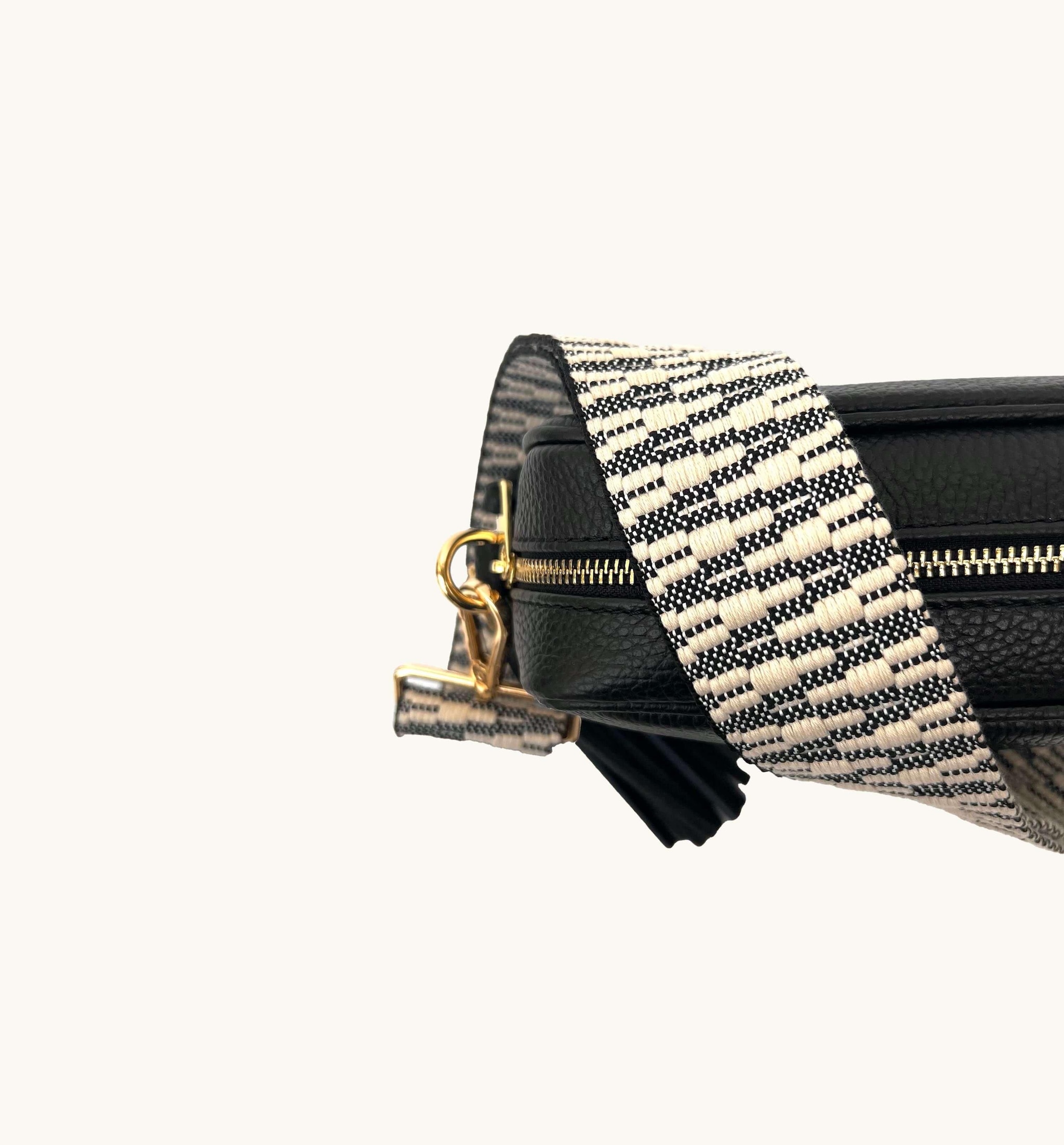 Apatchy London Dark Grey Leather Crossbody Bag With Midnight Zigzag Strap image 5