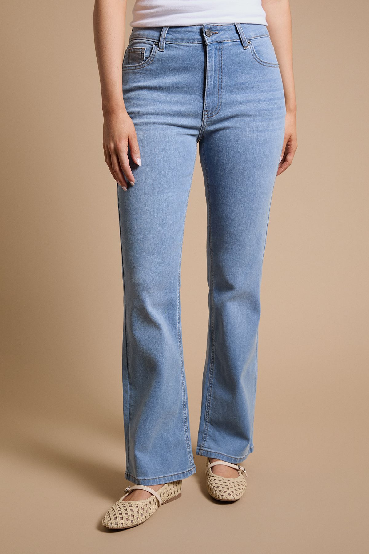 Dorothy Perkins Comfort Stretch Bootcut Jeans Light Wash image 2