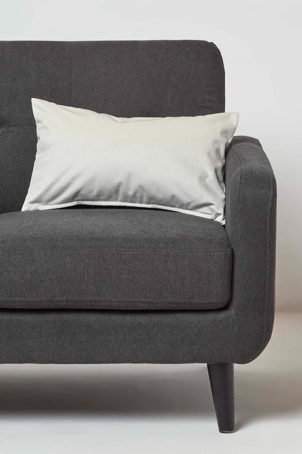 Homescapes Luxury Soft Velvet Cushion image 2