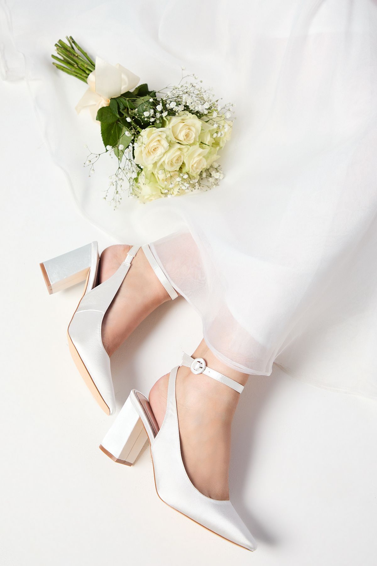 Oasis Bridal Dita Satin Square Toe Ankle Strap High Block Heel Court Shoes White image 3