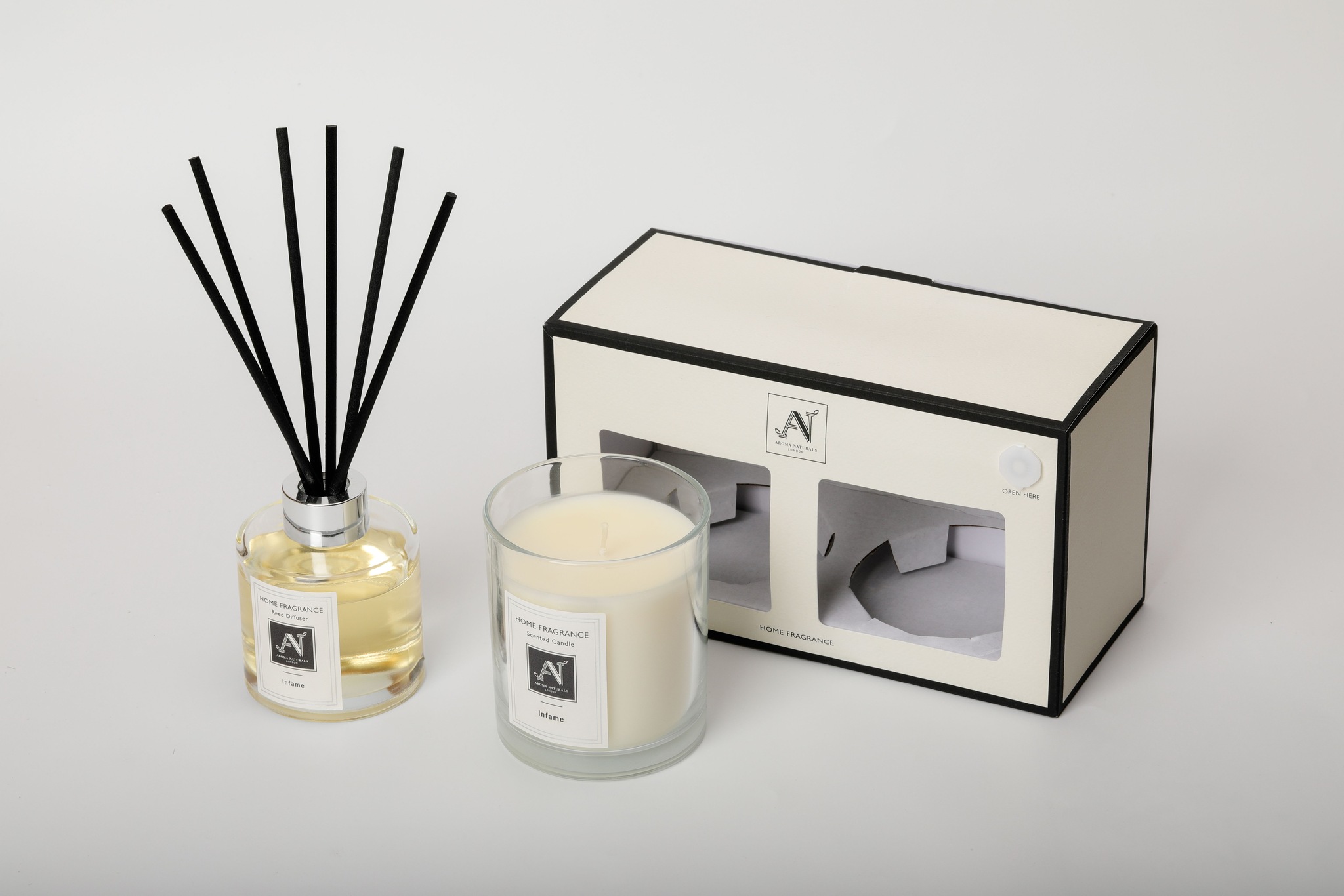 Aroma Naturals Minimalist Luxe Candle & Reed Diffuser Gift Set Infame Scent image 2