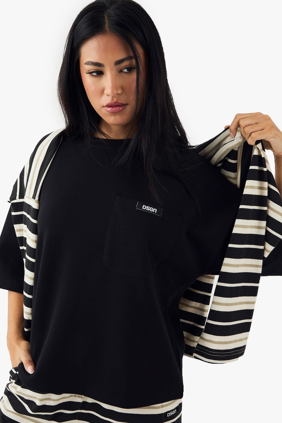 DSGN Studio DSGN Studio Pocket Detail Short Sleeve Interlock Oversized T-Shirt Black image 5