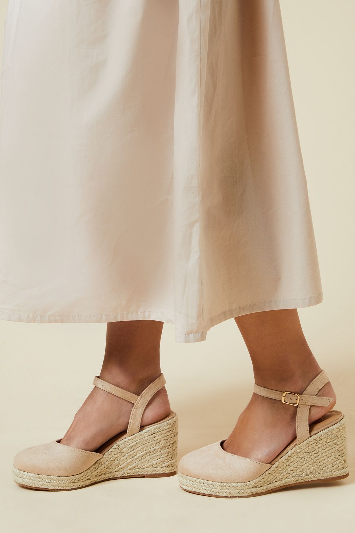 Dorothy Perkins Rumor Faux Suede Closed Toe Espadrille Wedge Sandals Taupe