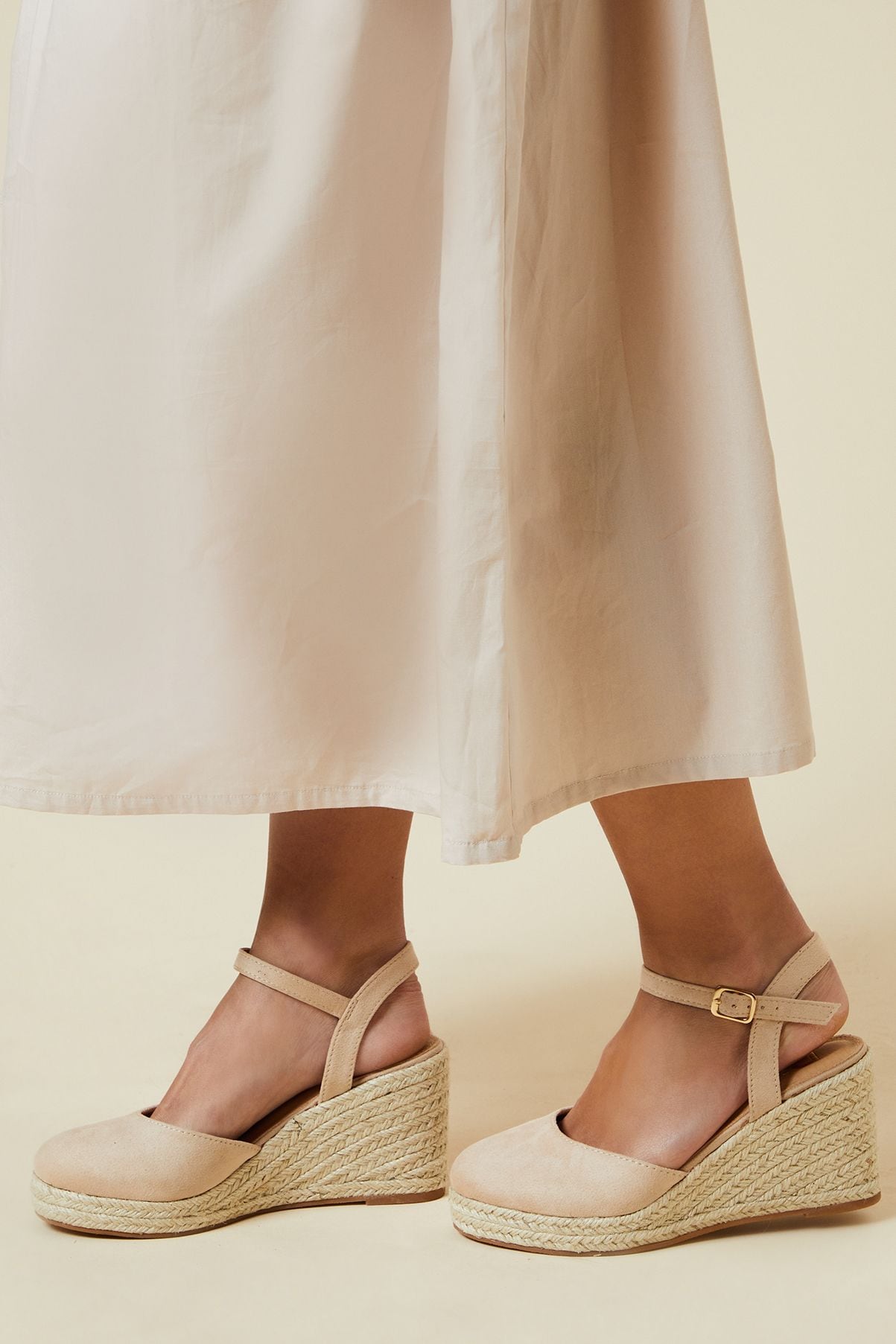 Dorothy Perkins Rumor Faux Suede Closed Toe Espadrille Wedge Sandals Taupe image 1