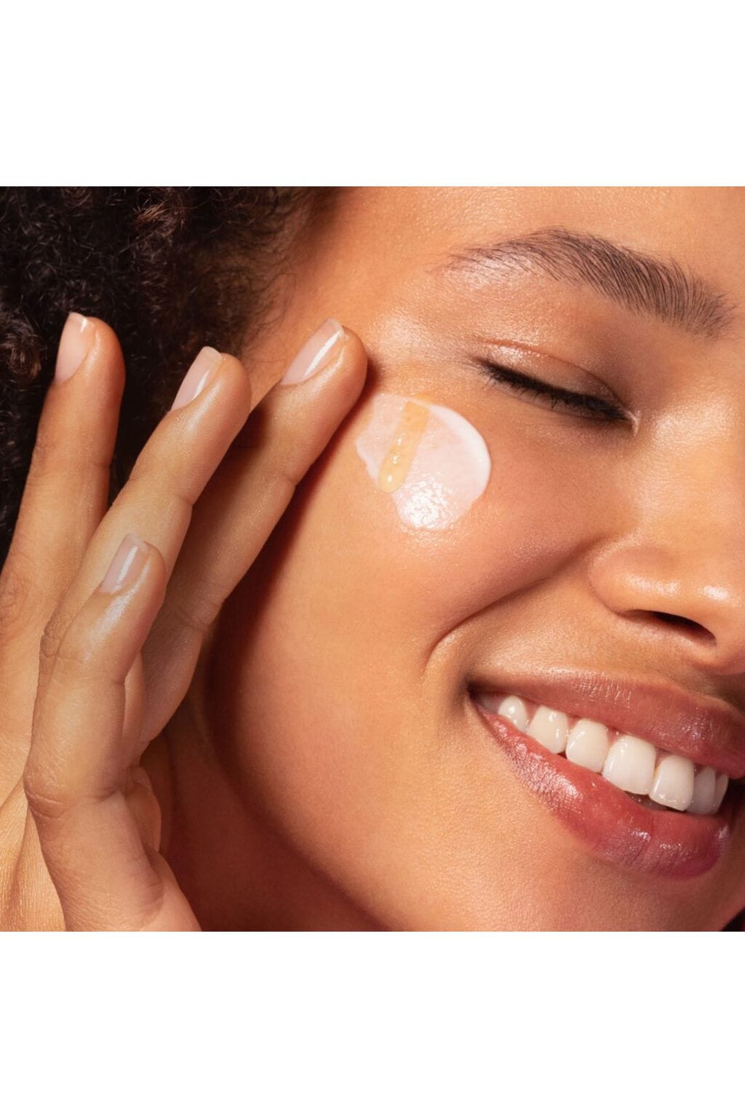 Weleda Pore Refining Vitamin C Serum Booster Drops 30ml Misc image 3