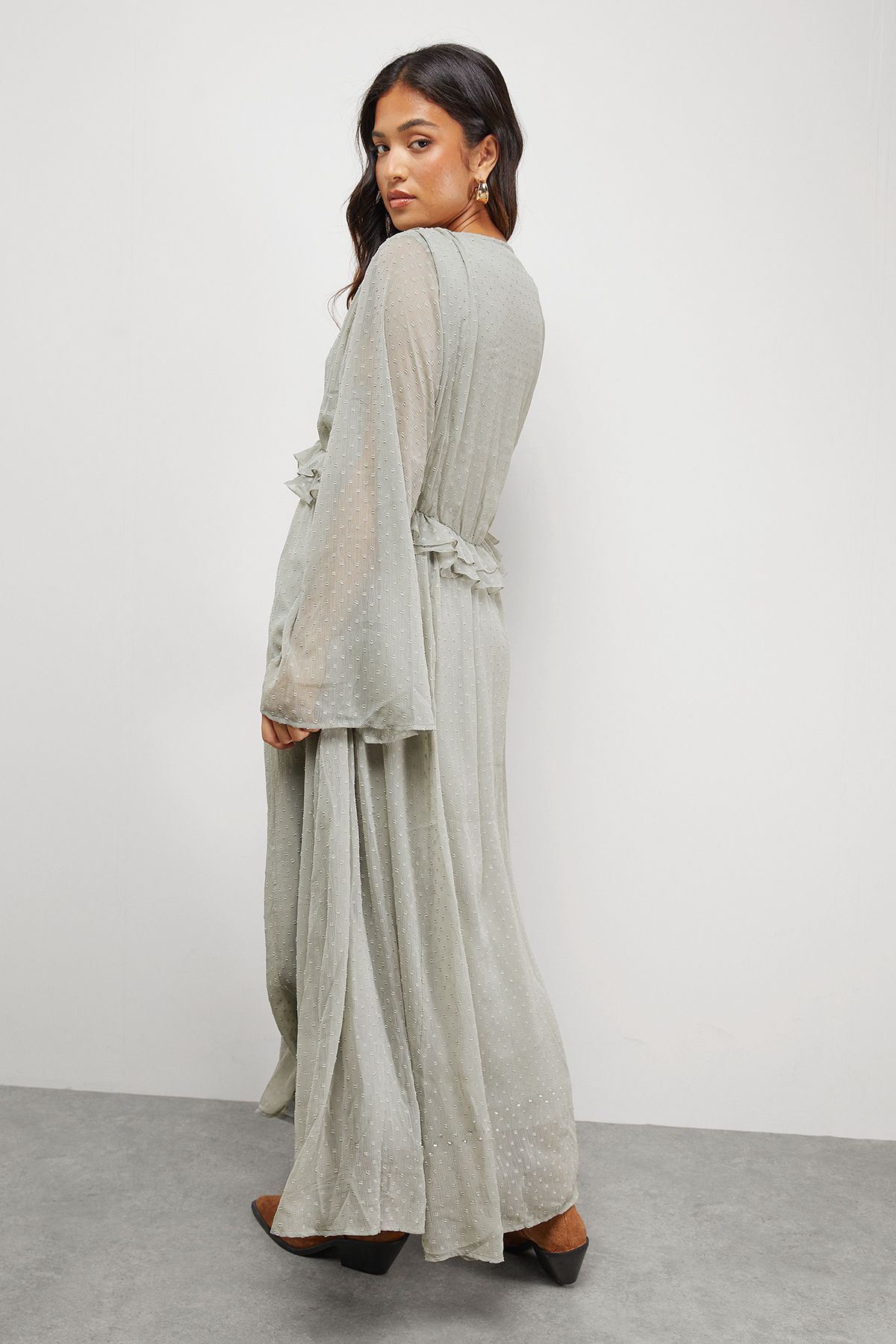 Warehouse Petite Dobby Chiffon Plunge Neck Ruffle Midi Smock Dress Khaki image 3