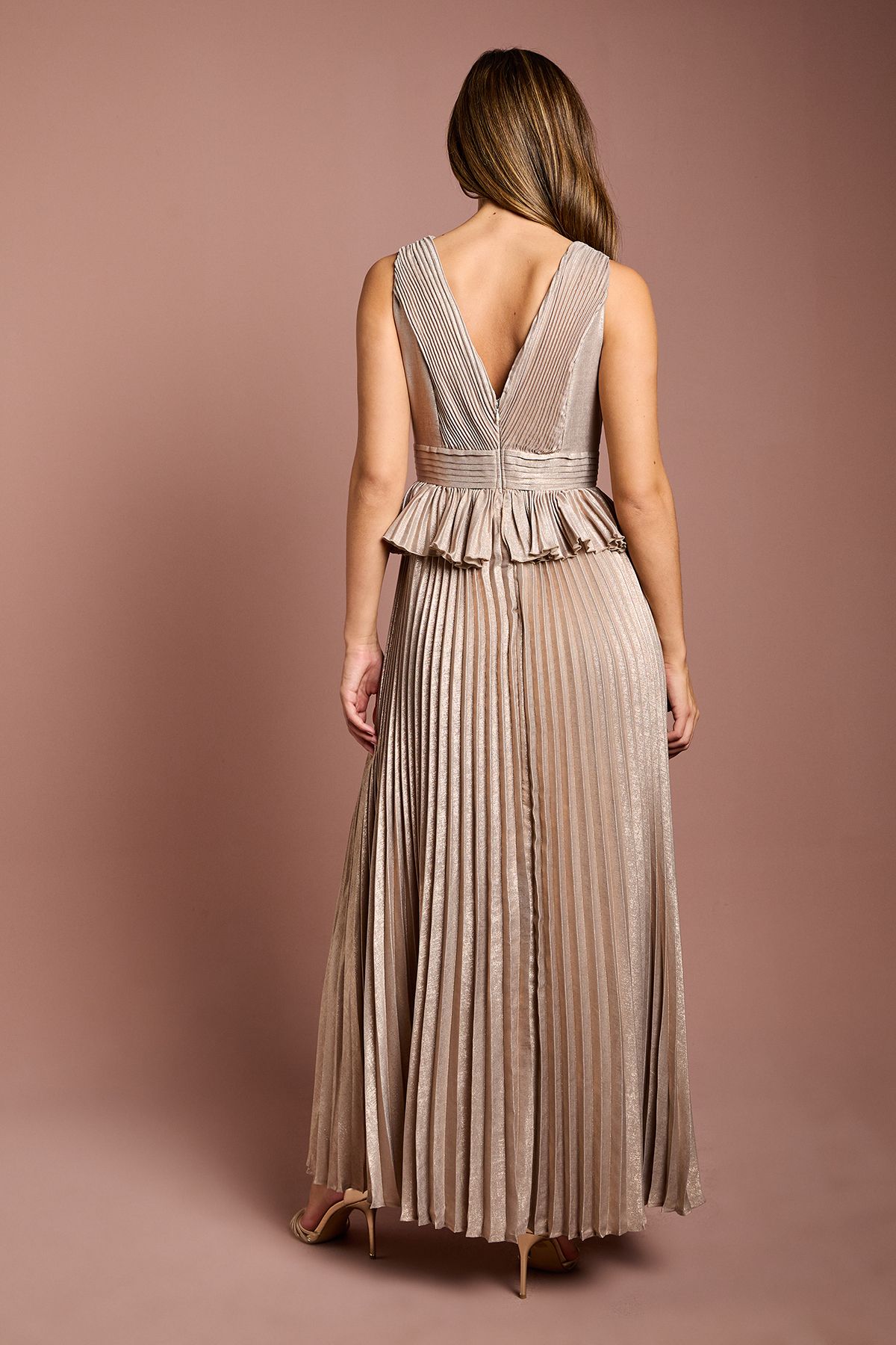 Coast Sleeveless Metallic Pleated Maxi Dress With Peplum Gold image 4