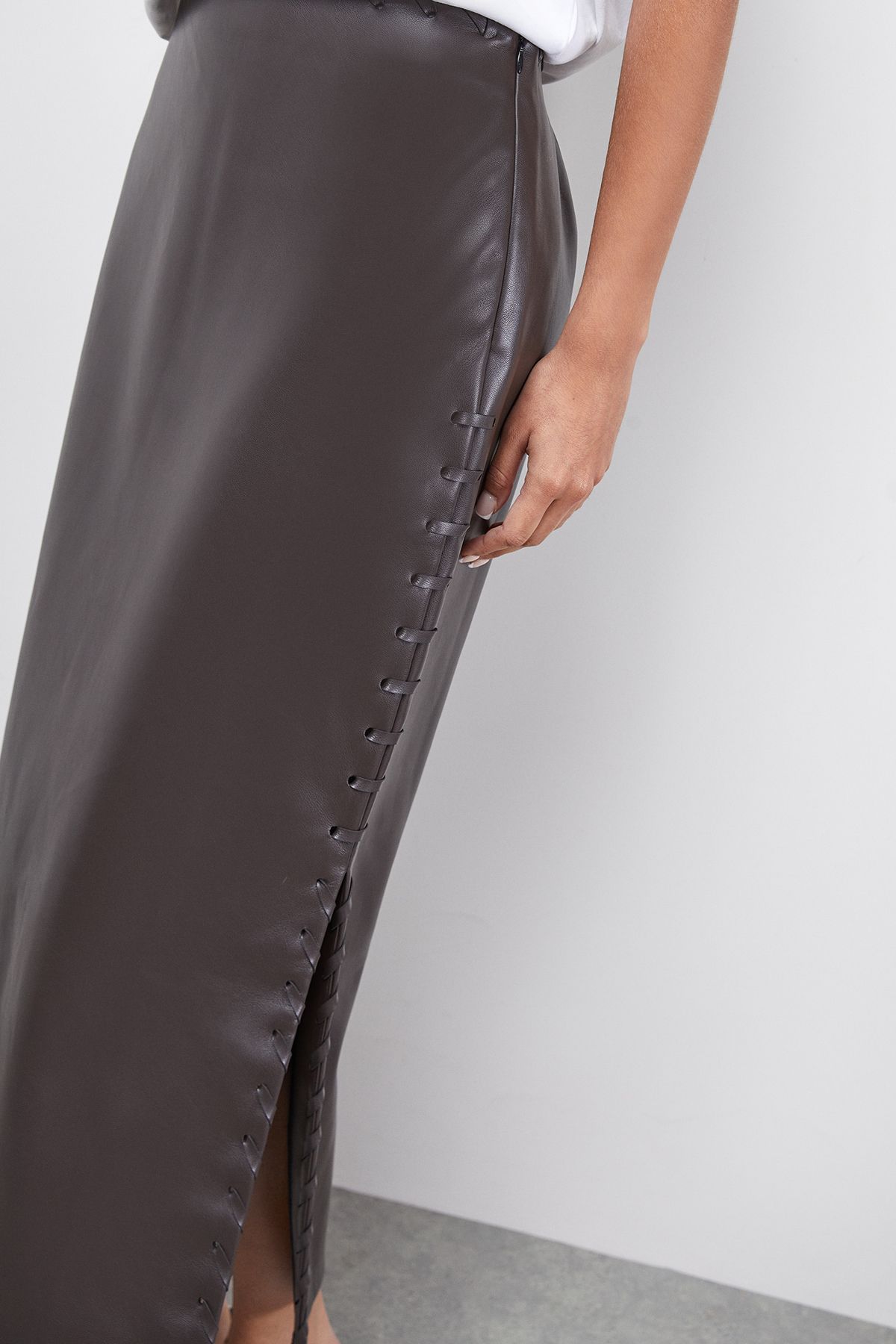 Warehouse Faux Leather Whipstitch Detail Midi Skirt Chocolate image 4