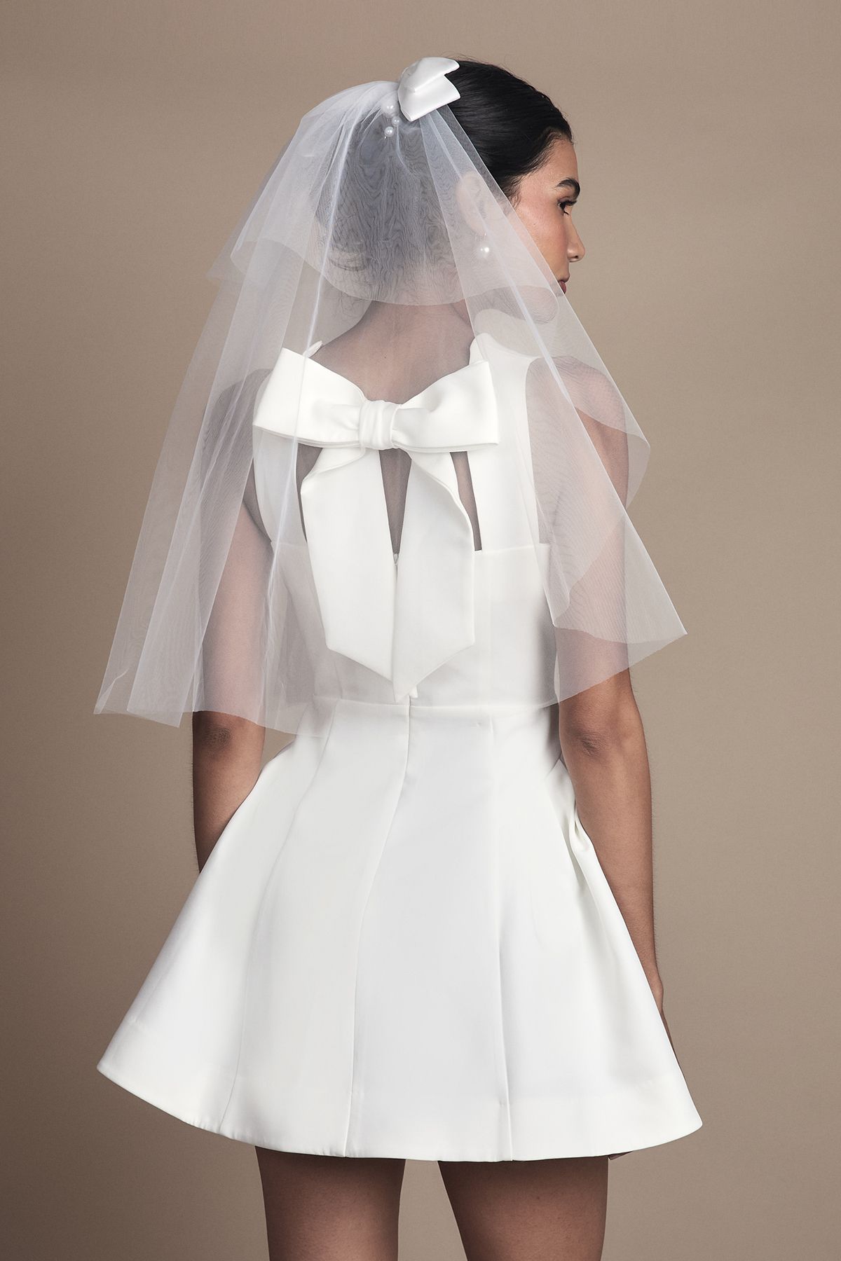 Coast Petite Bow Back Structured Crepe Bridal Mini Dress Ivory image 3