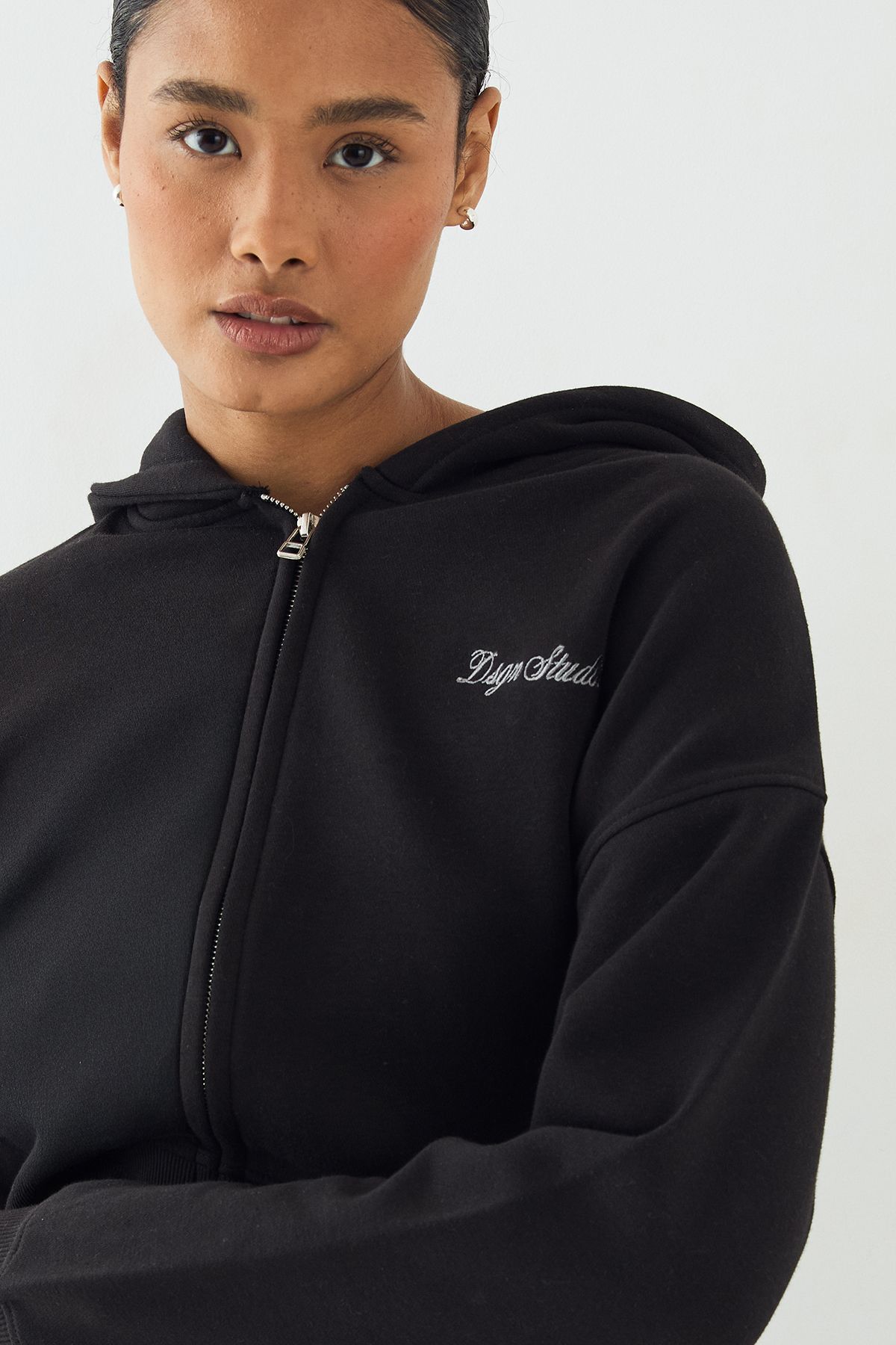 DSGN Studio DSGN Studio Script Embroidered Zip Through Hoodie Black image 4