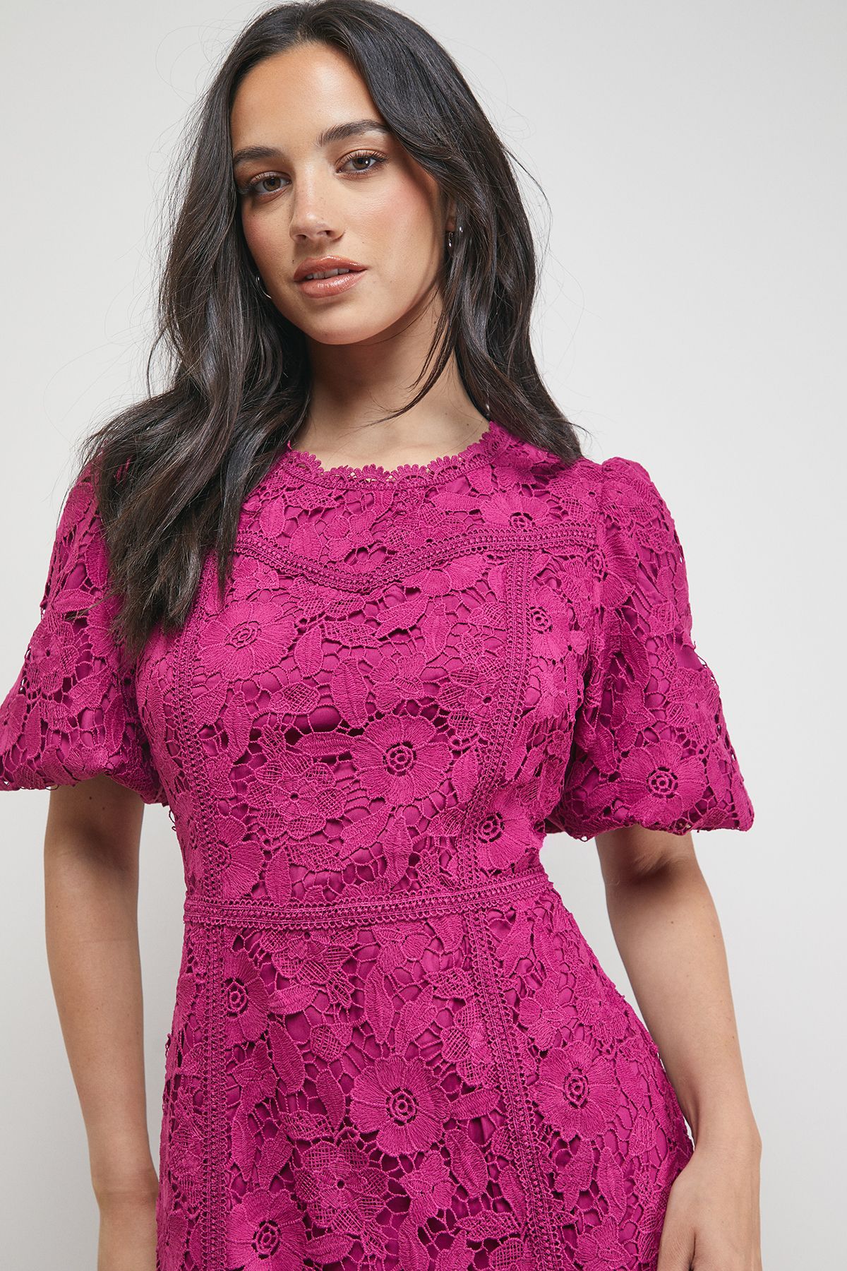 Oasis Lace Trim Detail Puff Sleeve Peplum Midi Dress Purple image 4