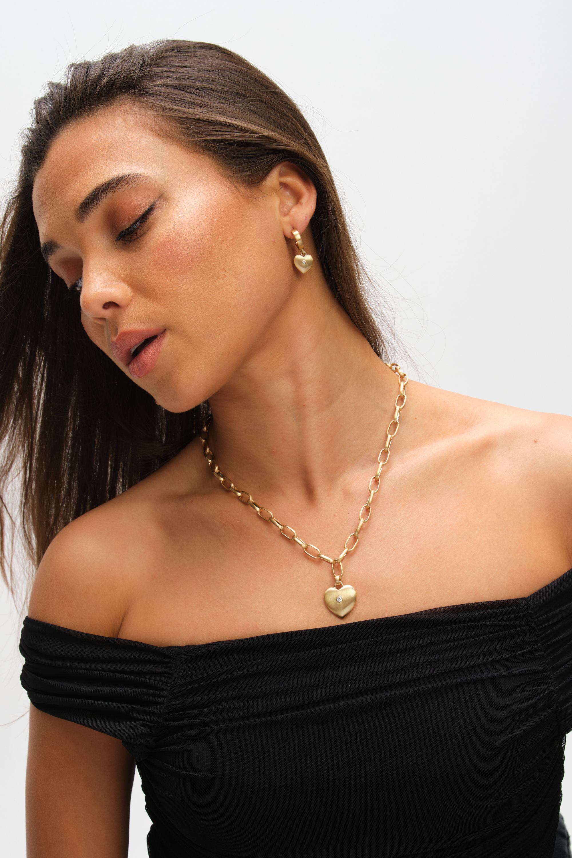 Inicio Gold Plated Brushed Heart and Crystal Pendant Necklace - Gift Pouch image 4