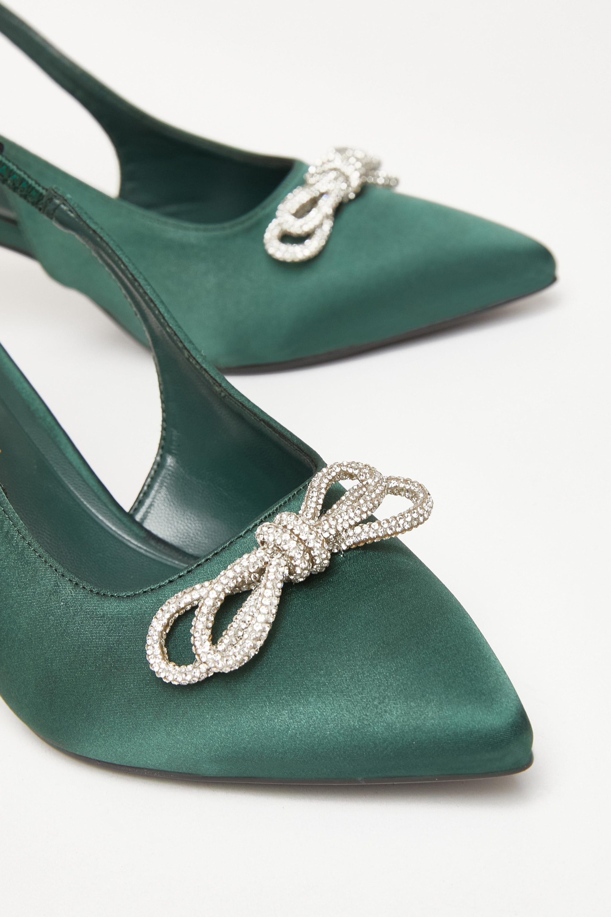 Quiz Green Wide Fit Diamante Bow Court Heels image 4