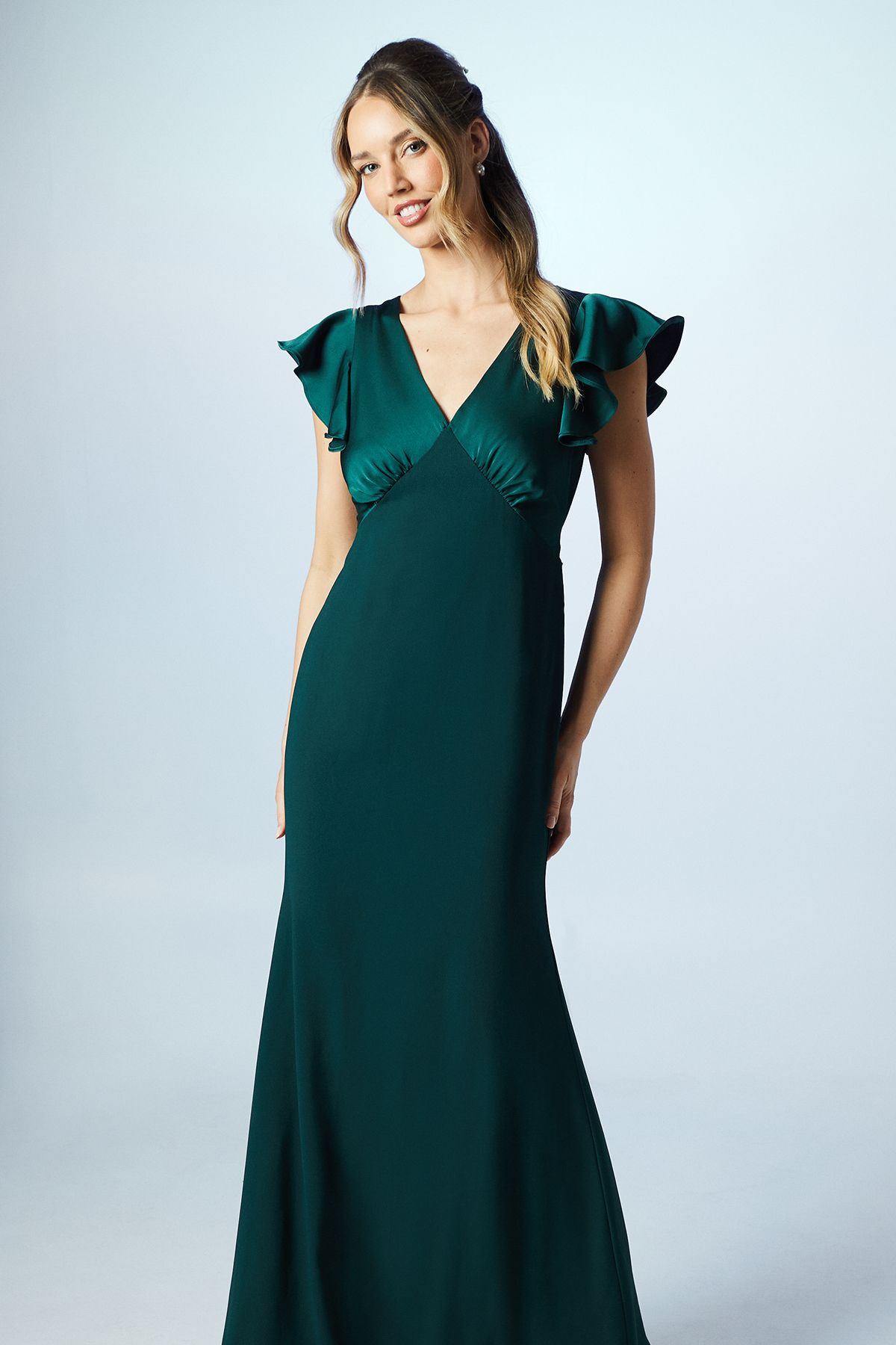 Coast Coast Honoured V Neck Angel Short Sleeve Satin Maxi Bridesmaid Dress Emerald image 2