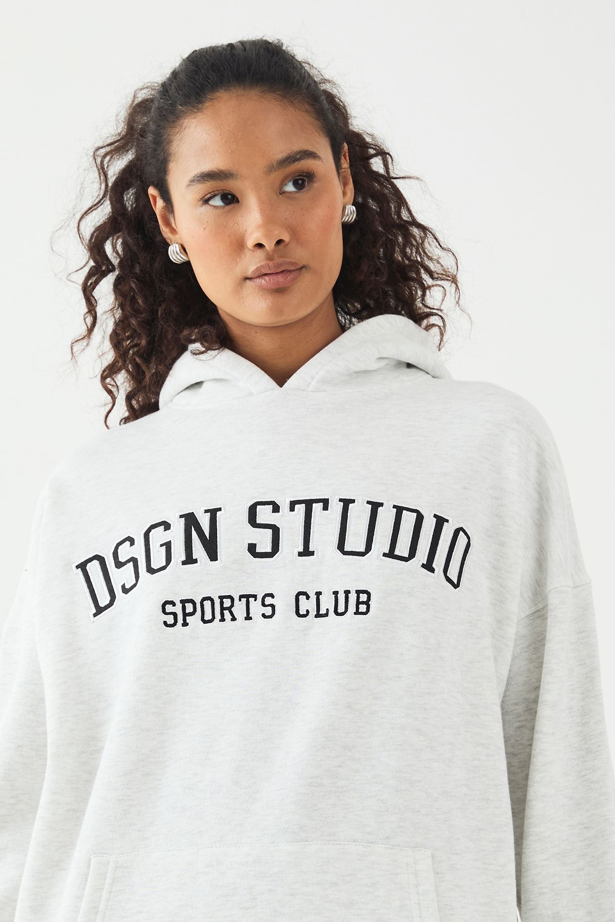 DSGN Studio DSGN Studio Applique Oversized Hoodie Ash Grey image 4