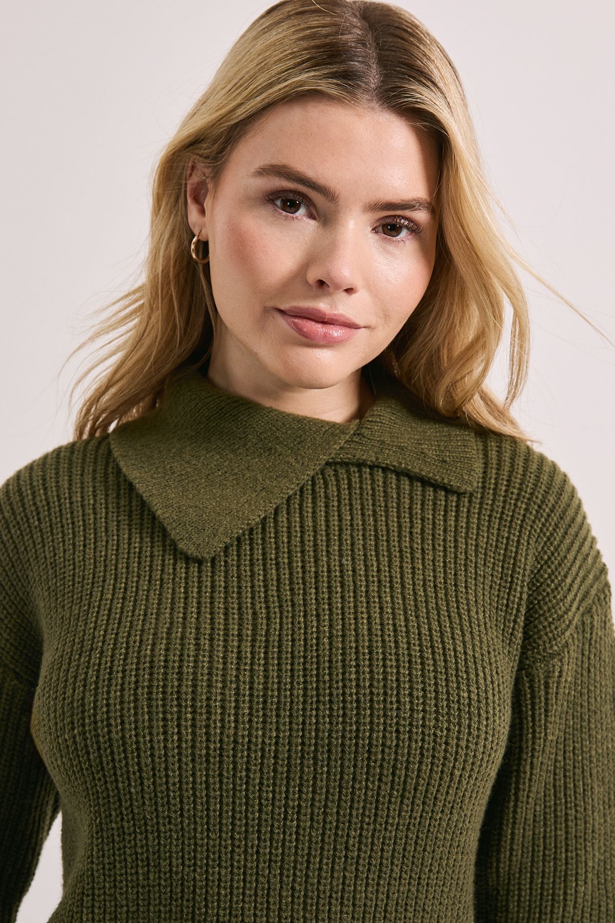 Dorothy Perkins Split Neck Ribbed Jumper Khaki image 4