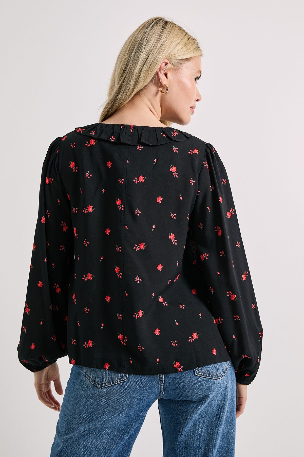 Dorothy Perkins Ditsy Floral Collar Detail Tie Sleeve Printed Blouse Floral image 3