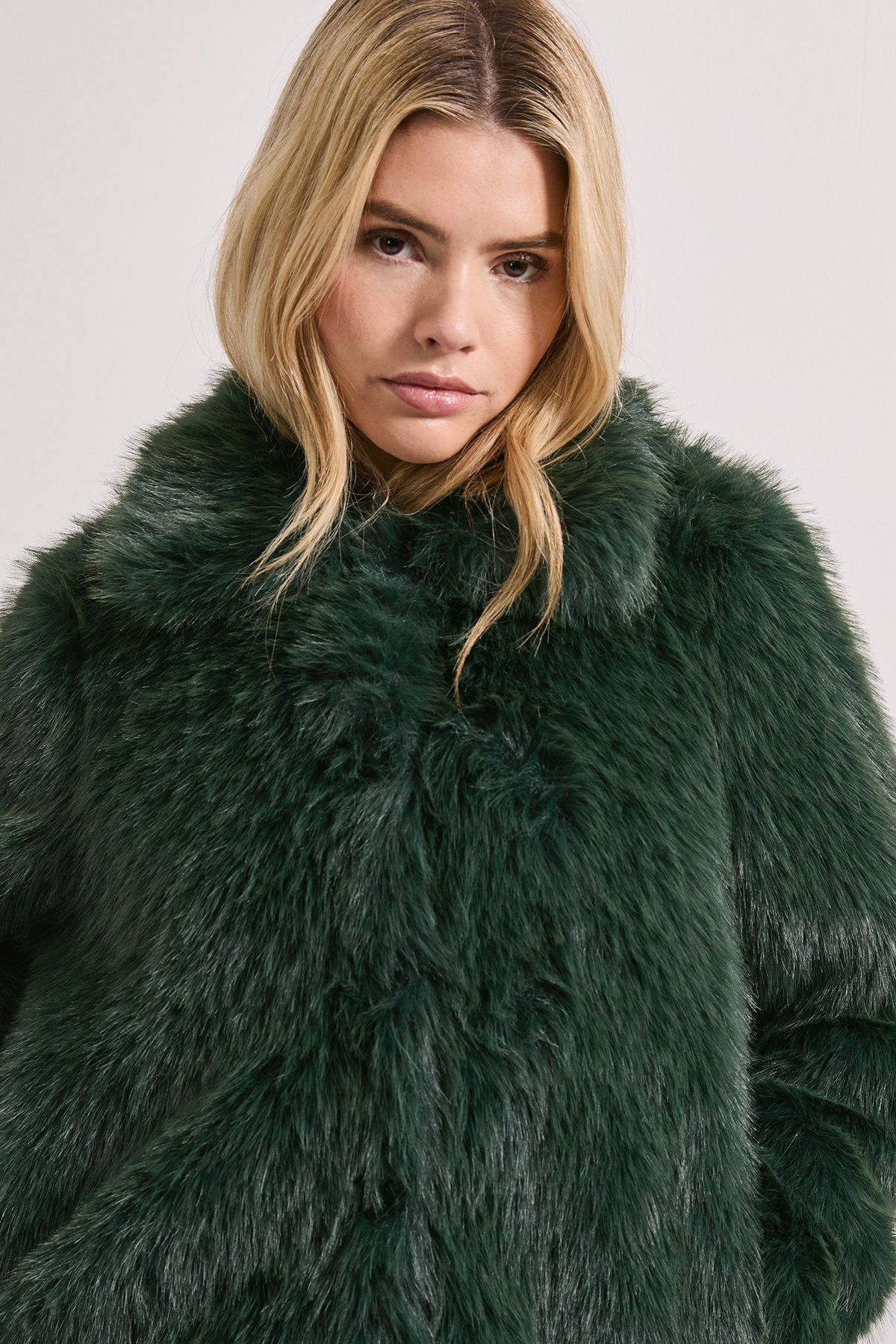 Dorothy Perkins Faux Fur Coat Dark Green image 4