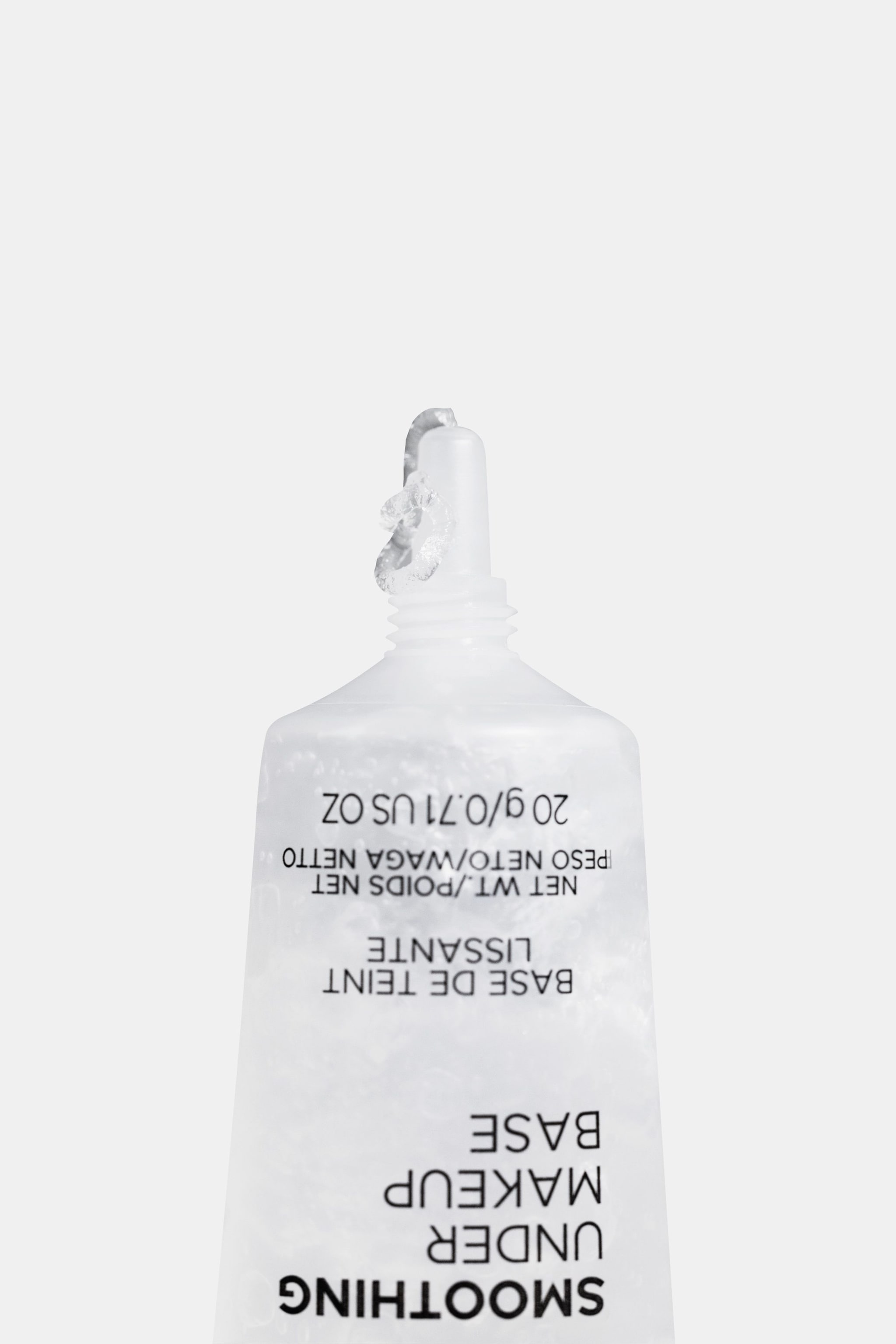 INGLOT Smoothing Under Makeup Base image 4