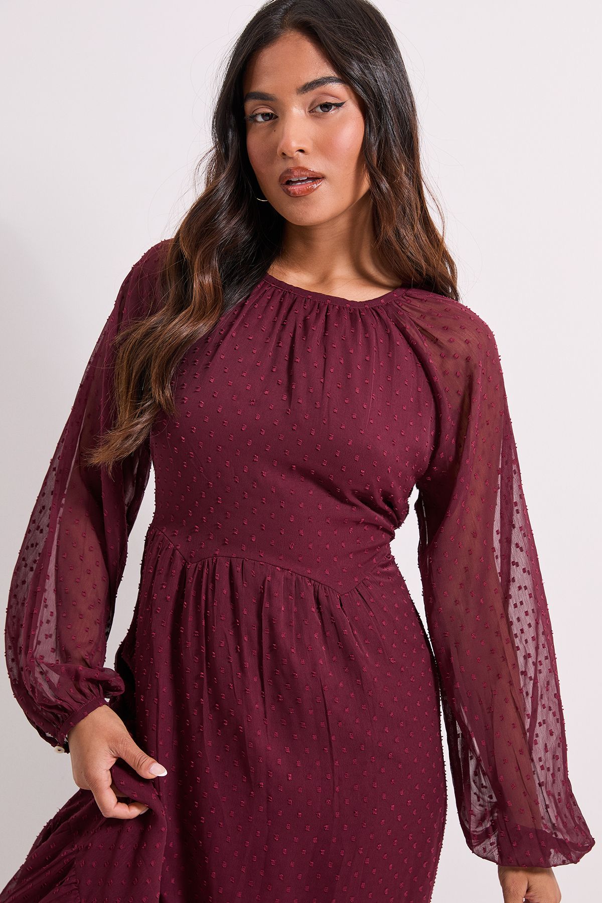 Dorothy Perkins Petite Dobby Chiffon Tiered Blouson Sleeve Midaxi Dress Chocolate image 4