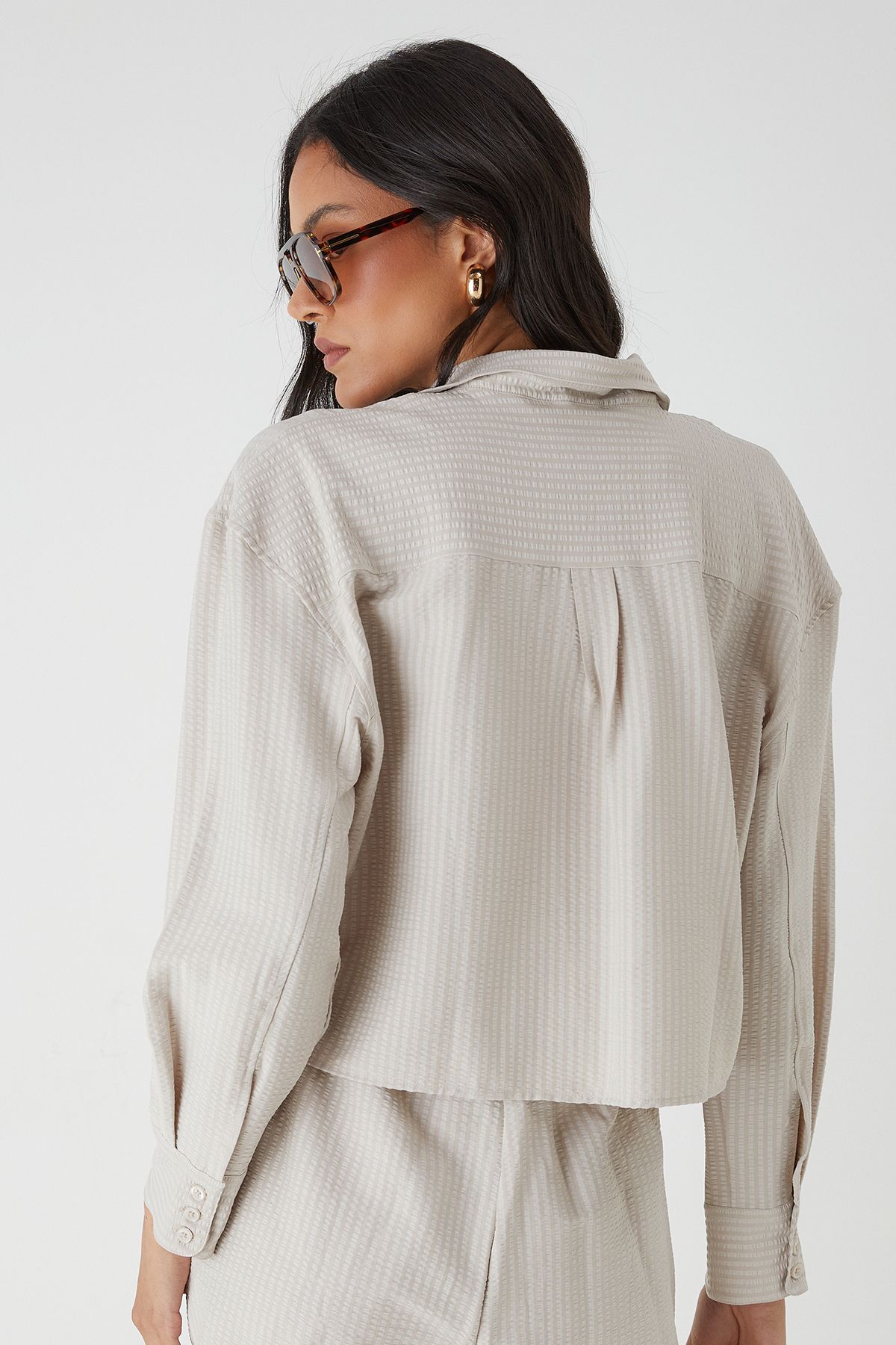 MissPap Seer Sucker Cropped Shirt Taupe image 4