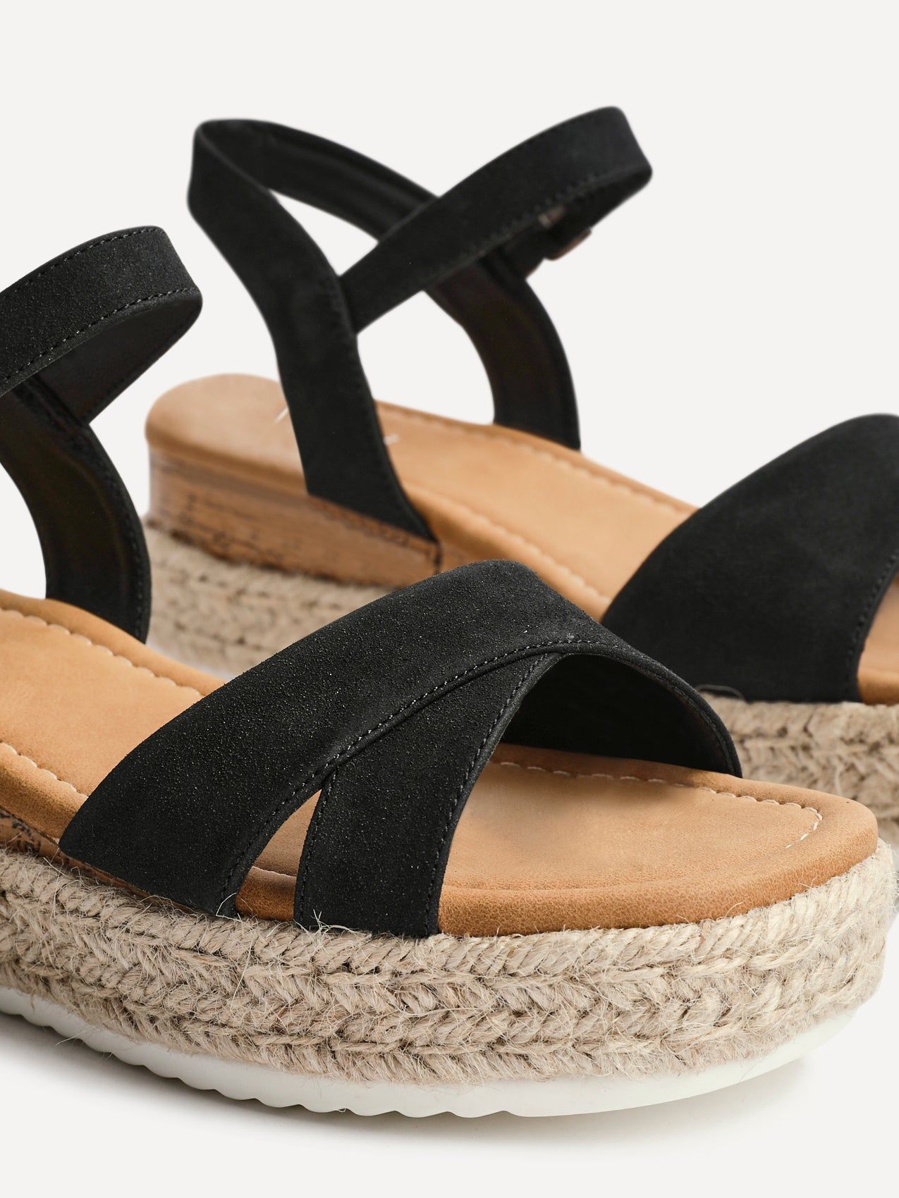 Linzi Sarelli Wide Fit Black Flatform Sandals image 4