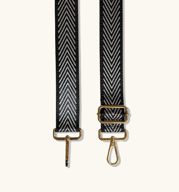 Apatchy London Black And Silver Arrow Strap