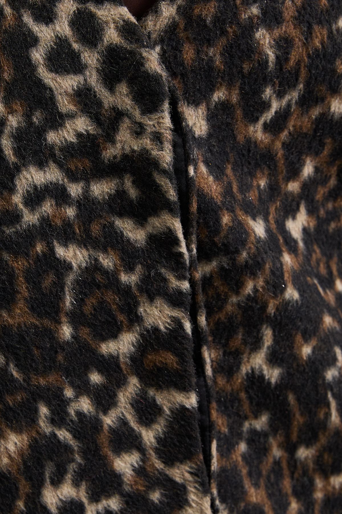 Dorothy Perkins Short Collarless Animal Print Coat Brown image 5