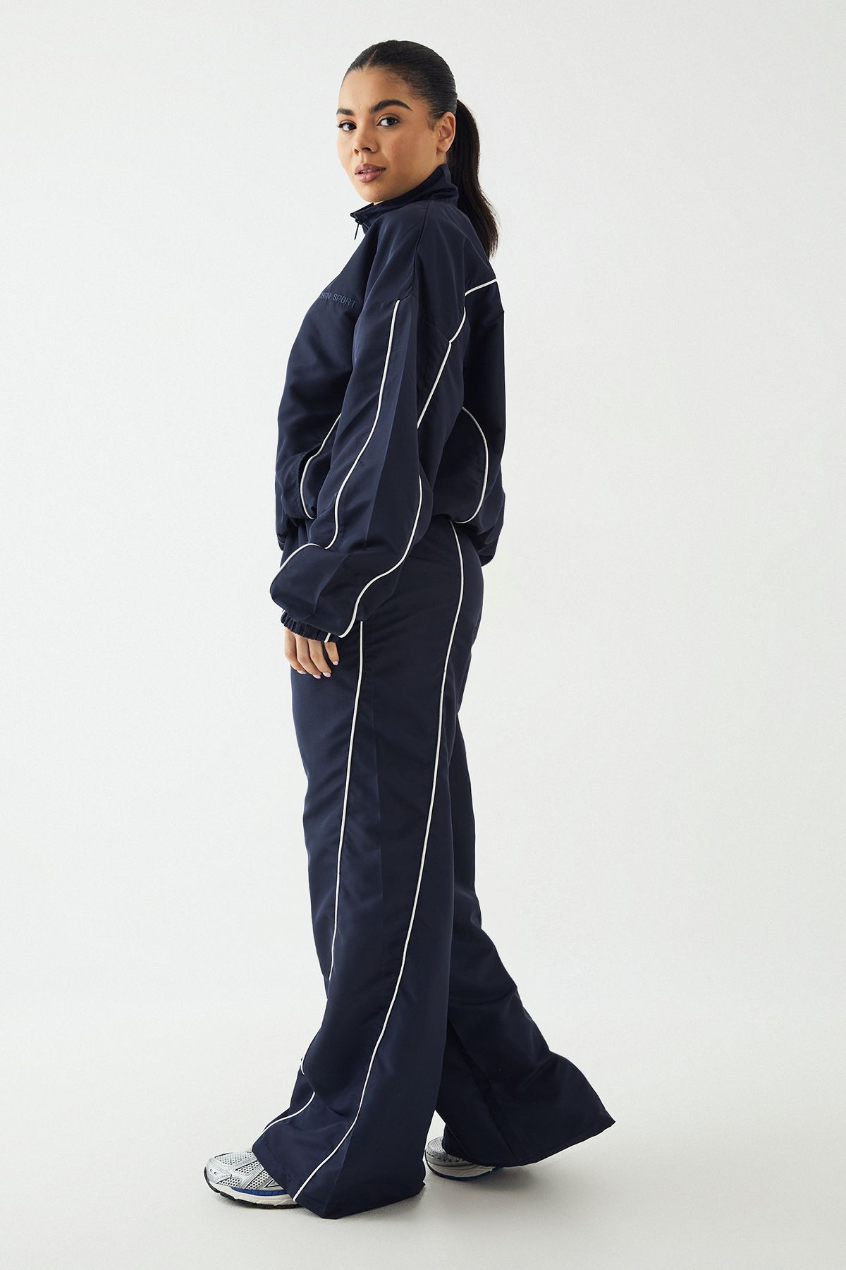 DSGN Studio DSGN Studio Training Club Nylon Track Pant Navy image 3