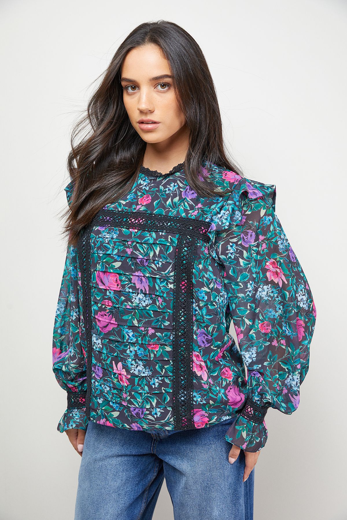 Oasis Printed Lace Trim Pleat Detail Boho Blouse Black image 1