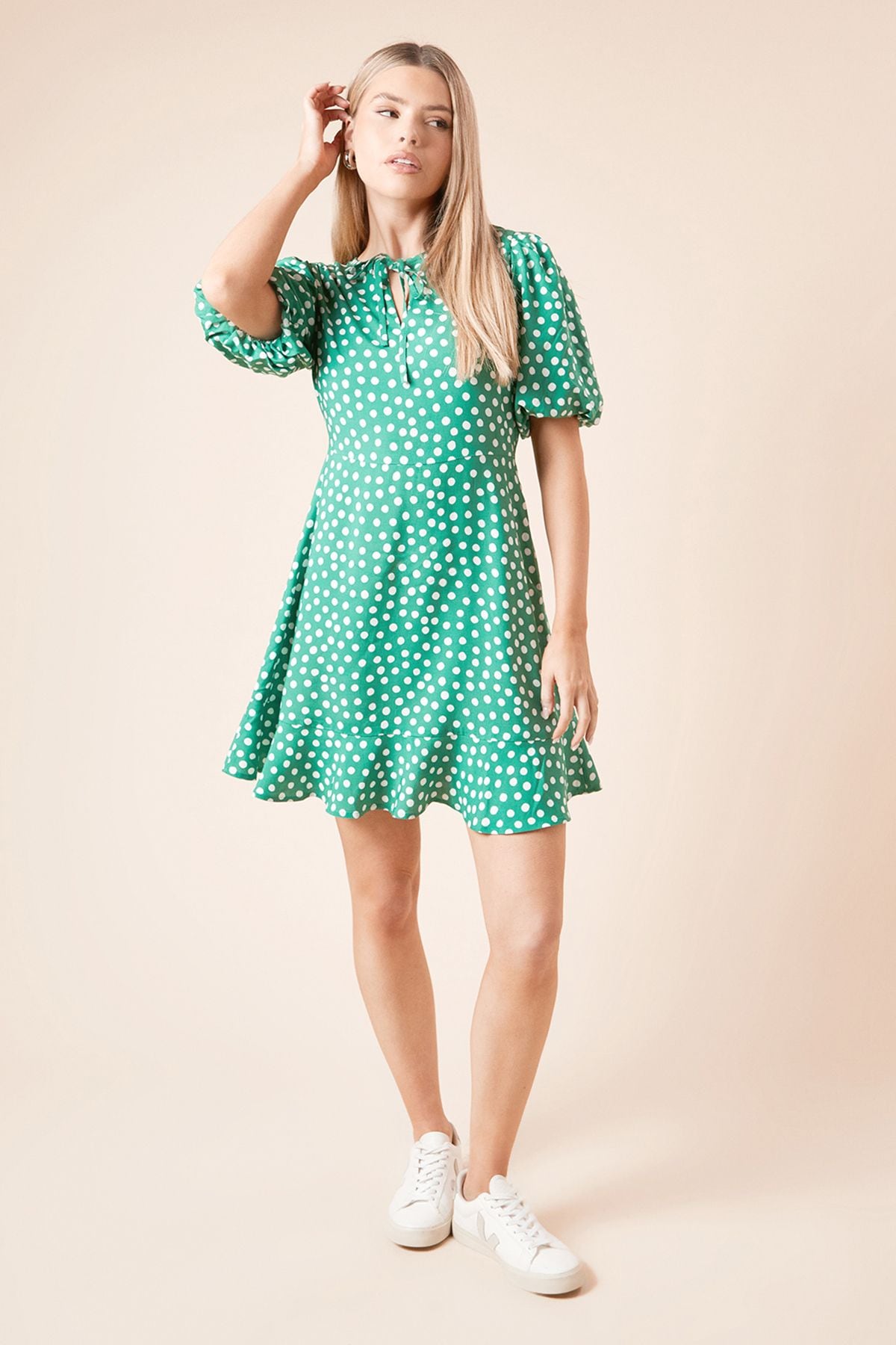 Dorothy Perkins Green Spot Tie Front Puff Sleeve Mini Dress Green image 4