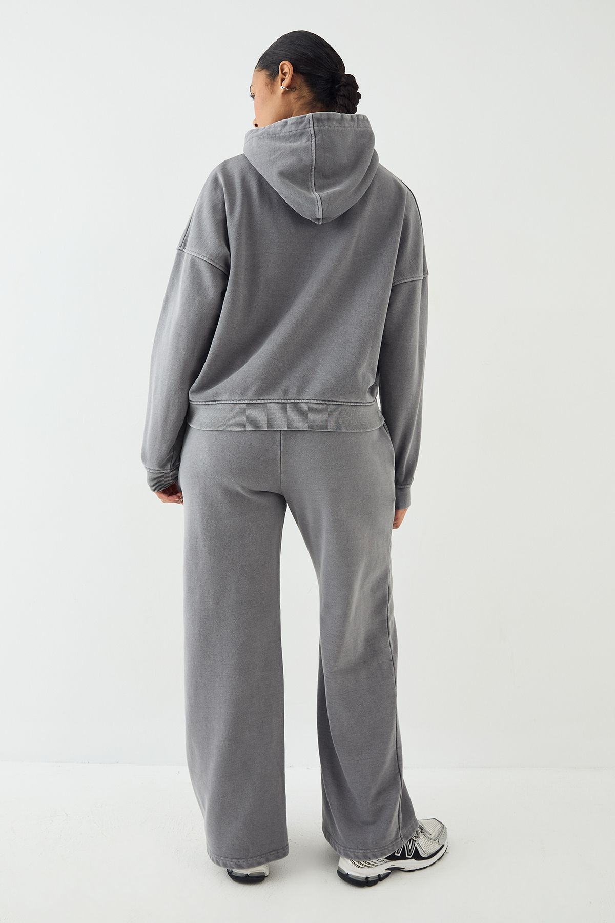 DSGN Studio DSGN Studio Premium Heavyweight Washed Straight Leg Jogger Charcoal image 2