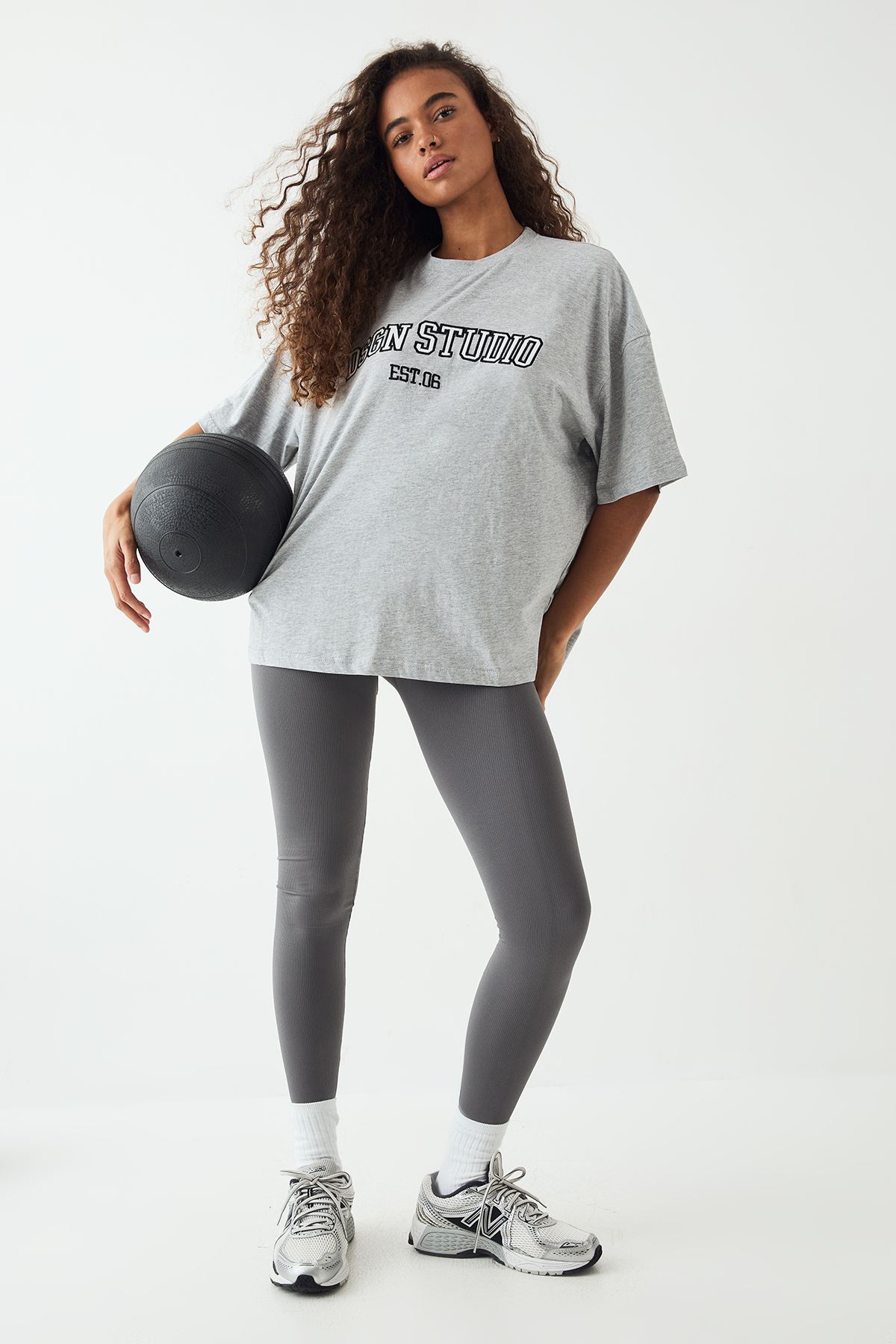 DSGN Studio DSGN Studio Applique Oversized T-shirt Grey Marl image 3