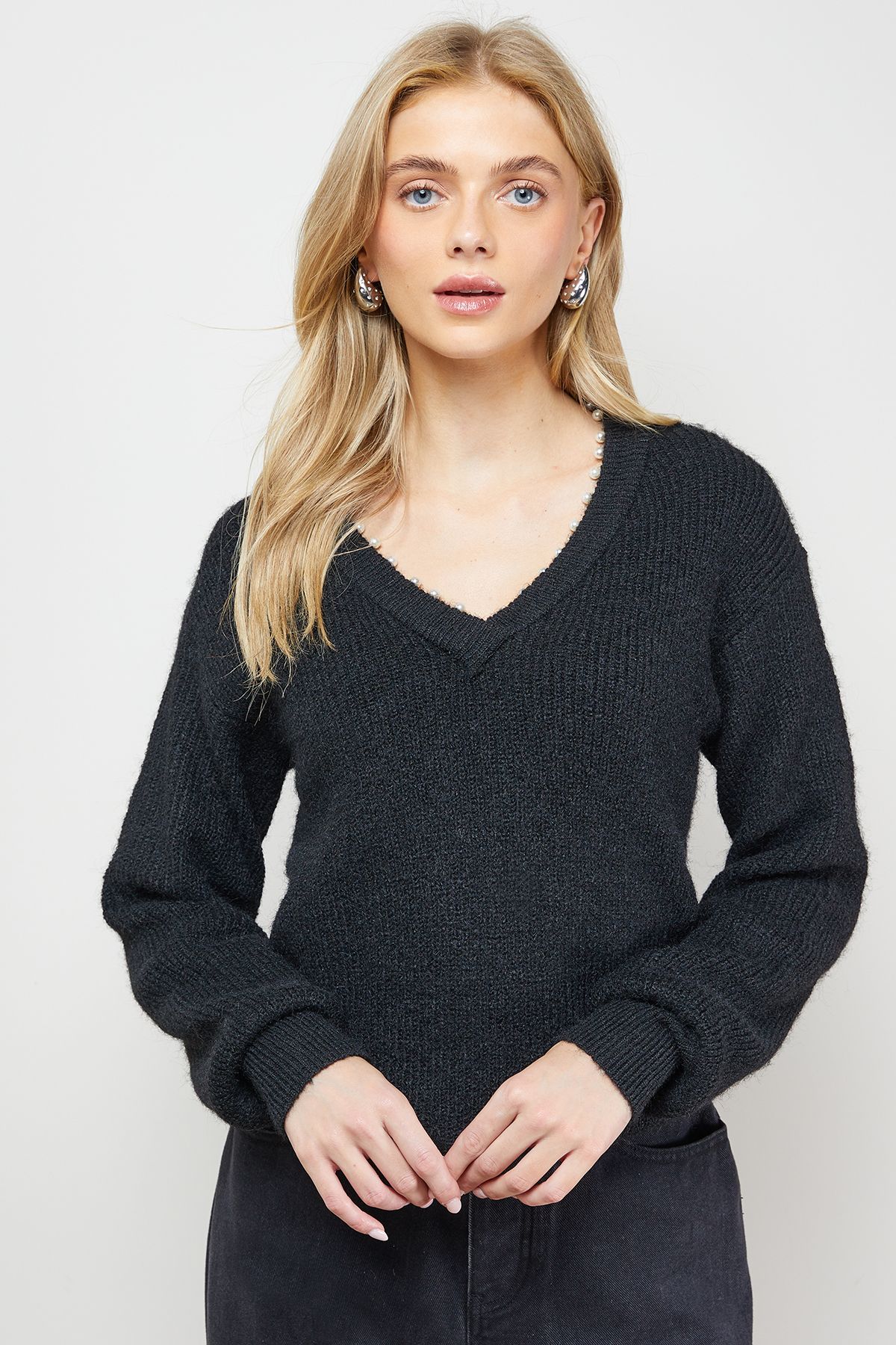 Oasis Pearl Detail Ribbed Jumper Black image 1