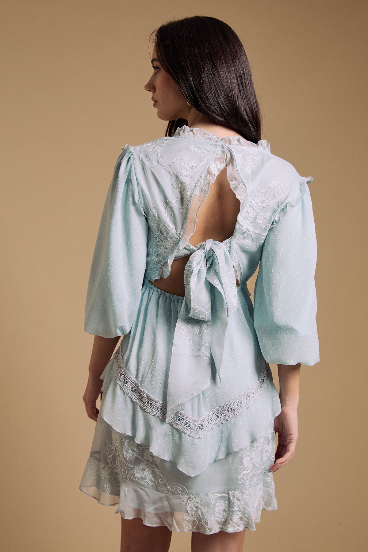 Oasis Chiffon Mix Mini Dress With Tie Back Baby Blue image 3