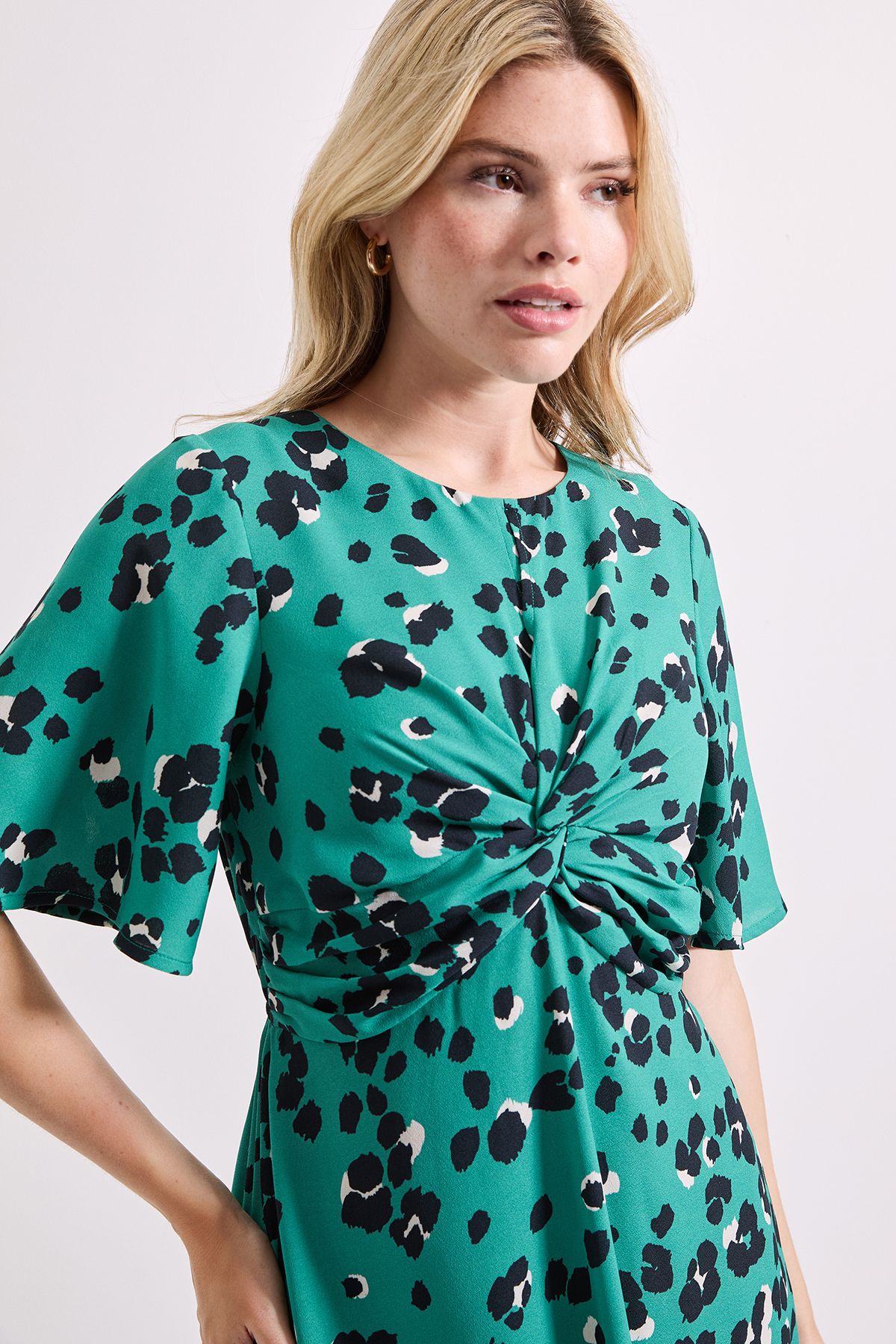 Dorothy Perkins Green Animal Twist Front Angel Sleeve Midi Dress Animal image 4