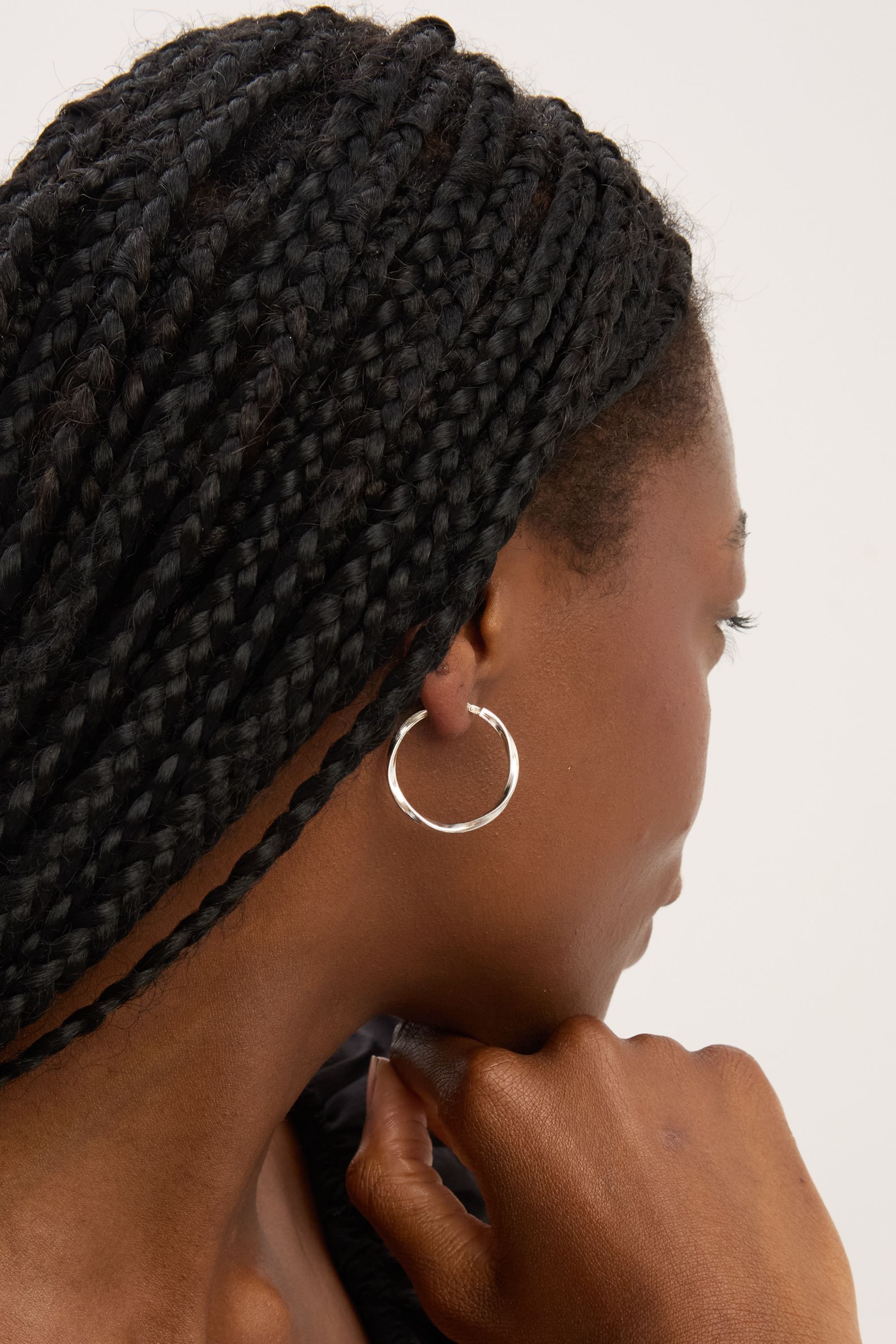 Simply Silver Sterling Silver 925 Polished MediumTwist Hoop Earrings image 2