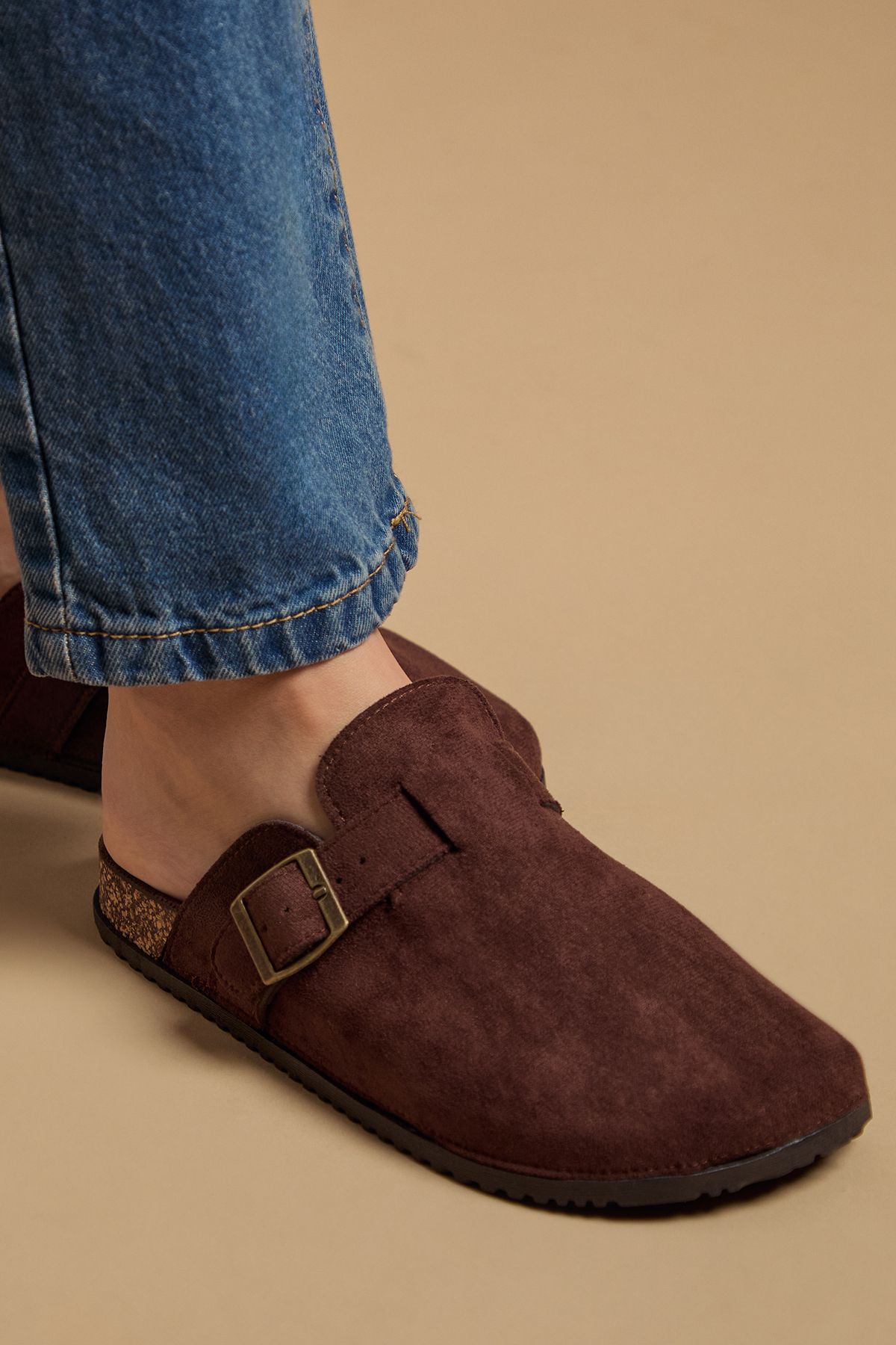 Oasis Jamie Faux Suede Closed Toe Footbed Flat Shoes Chocolate image 4