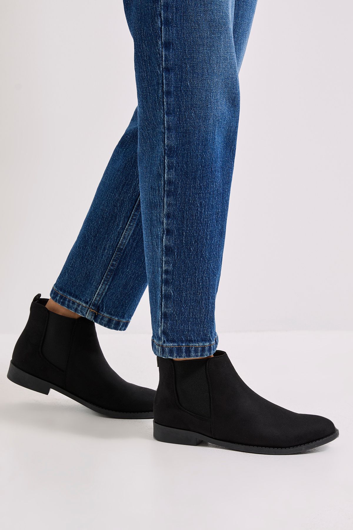 Dorothy Perkins Megs Flat Chelsea Boots Natural Black image 2