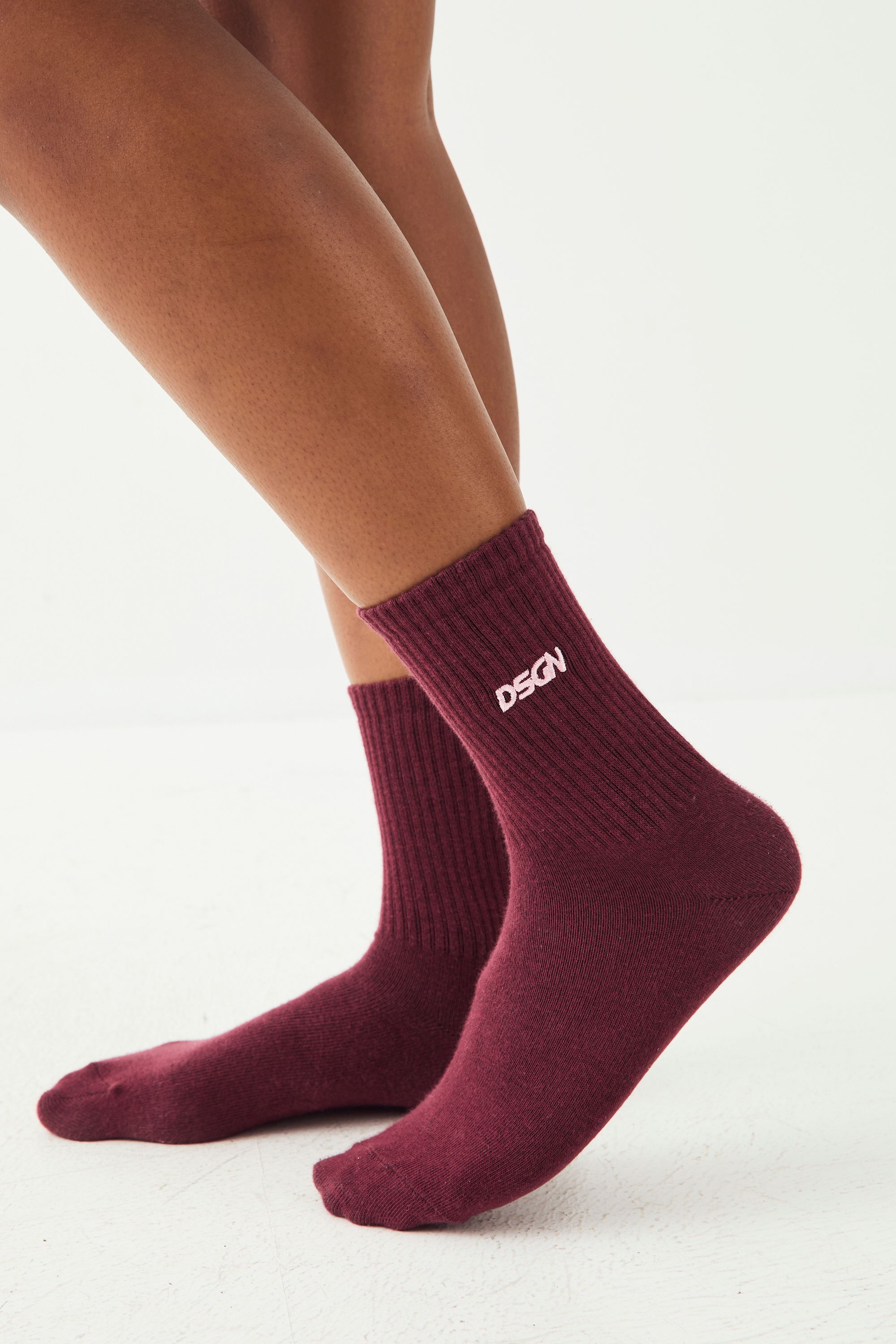 DSGN Studio DSGN Studio Sports Socks Burgundy image 1