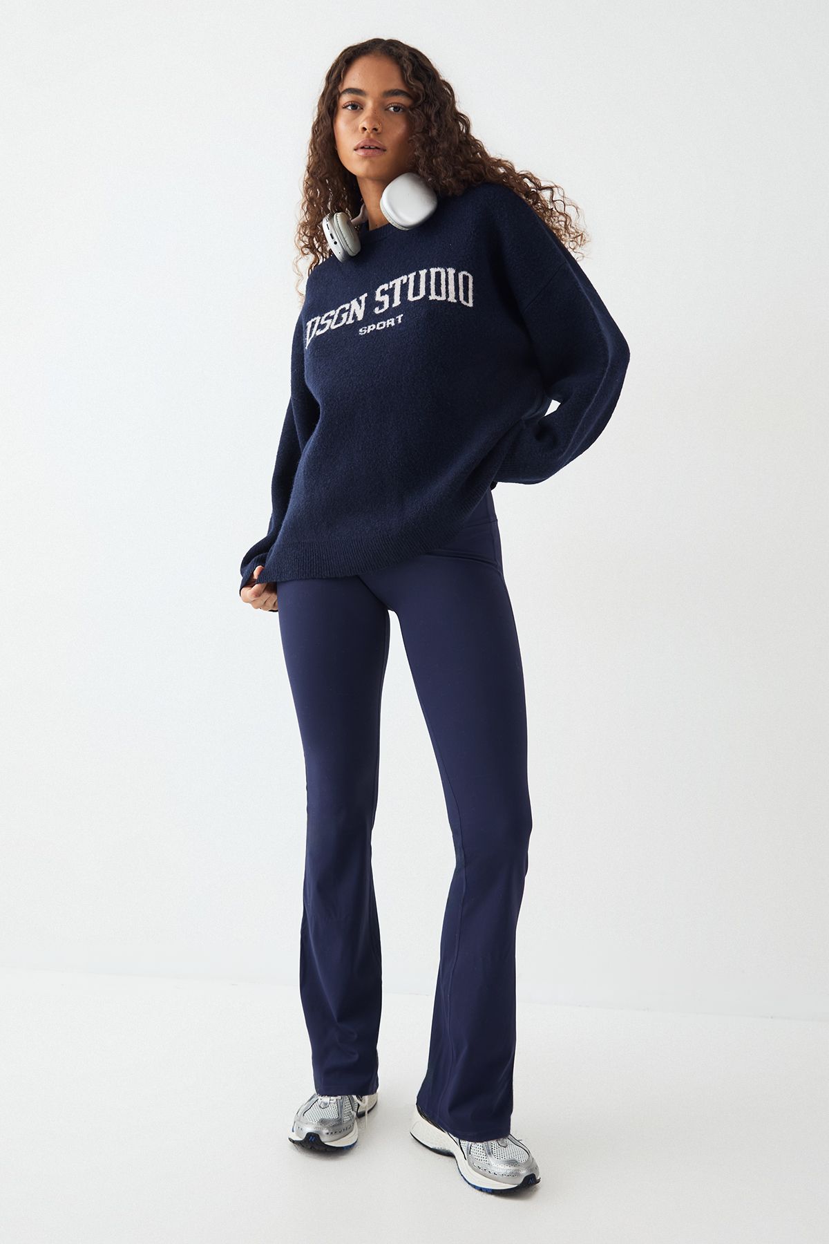 DSGN Studio DSGN Studio Knitted Oversized Crew Neck Jumper Navy image 3