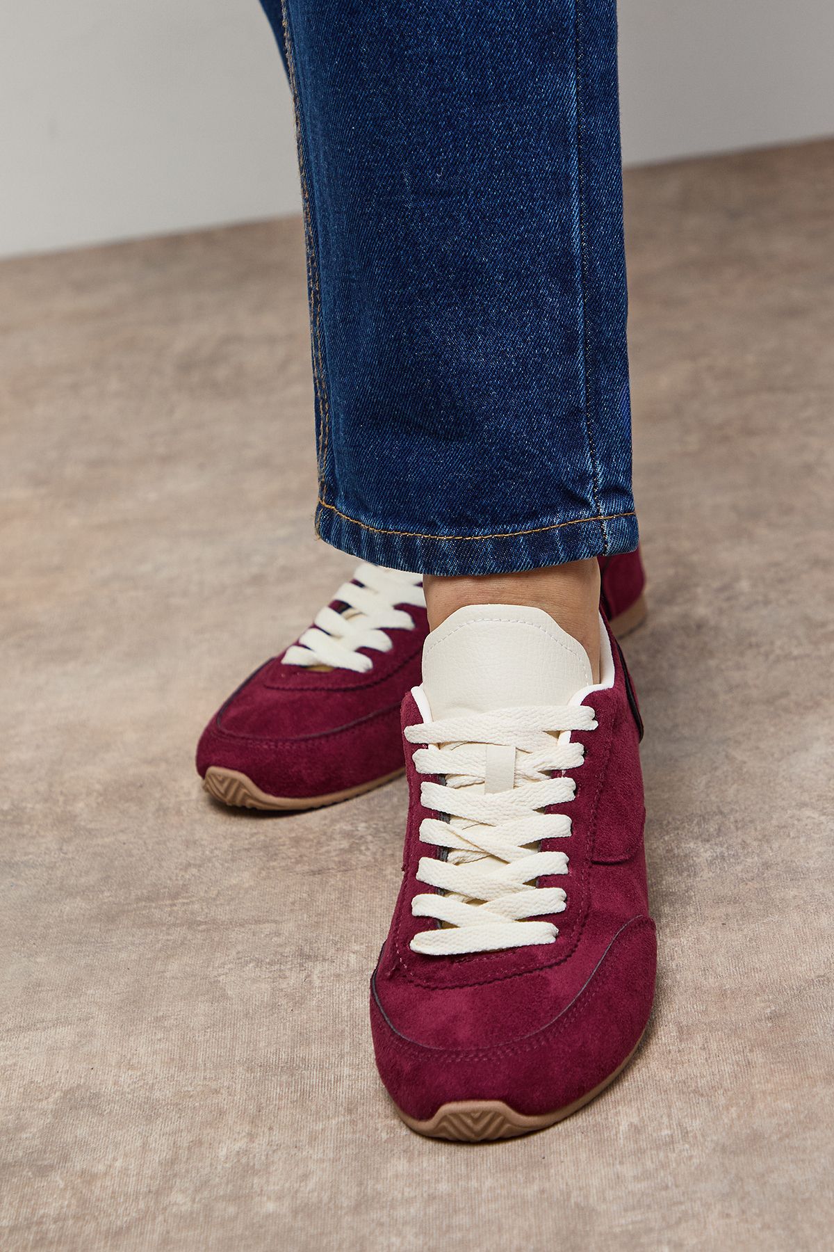 Oasis Jenny Faux Suede Lace Up Trainers Burgundy image 4