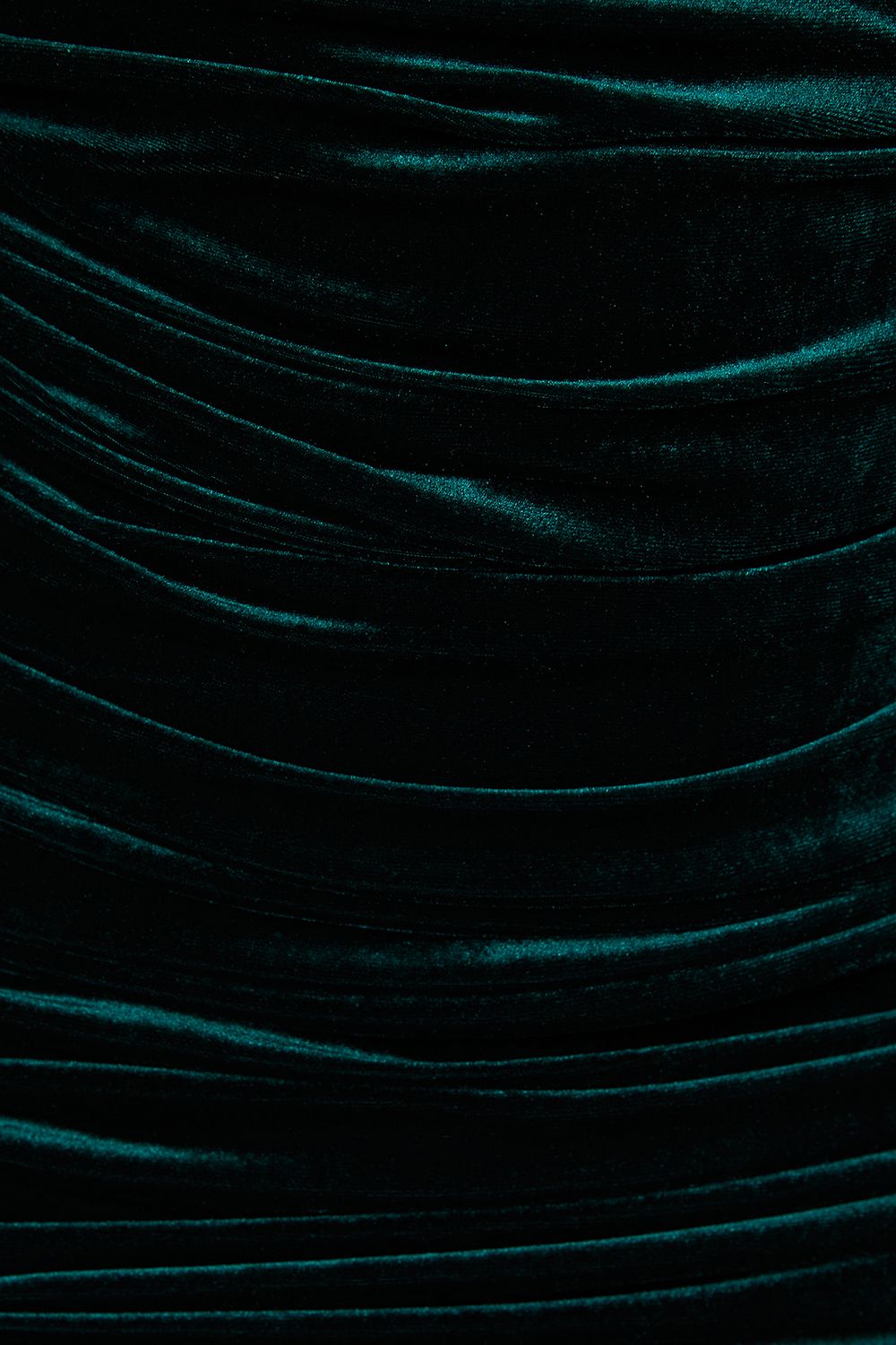 Oasis Occasion Velvet Ruched Mini Dress Green image 5