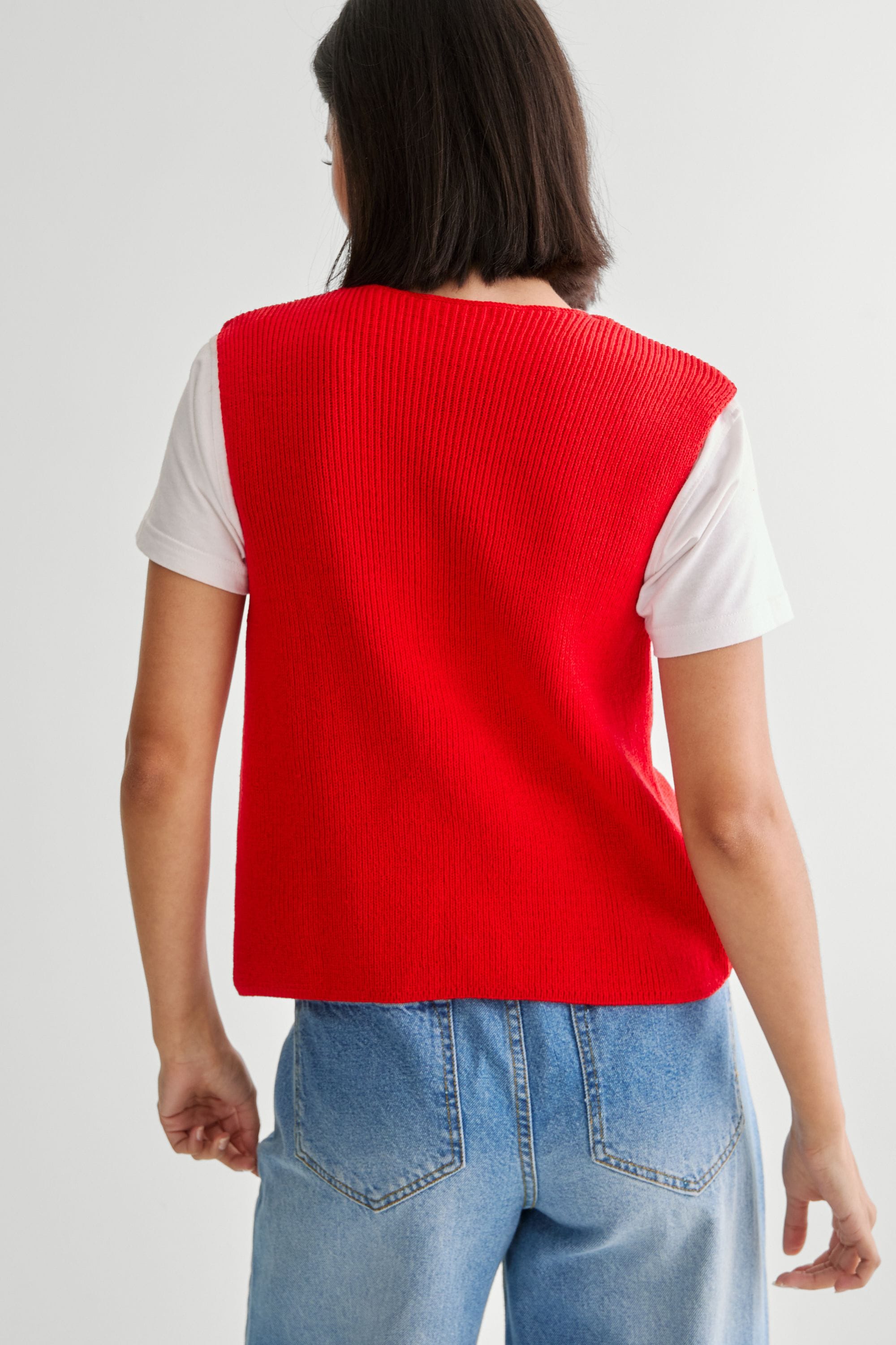 NastyGal Knitted Tie Front Vest Red image 4