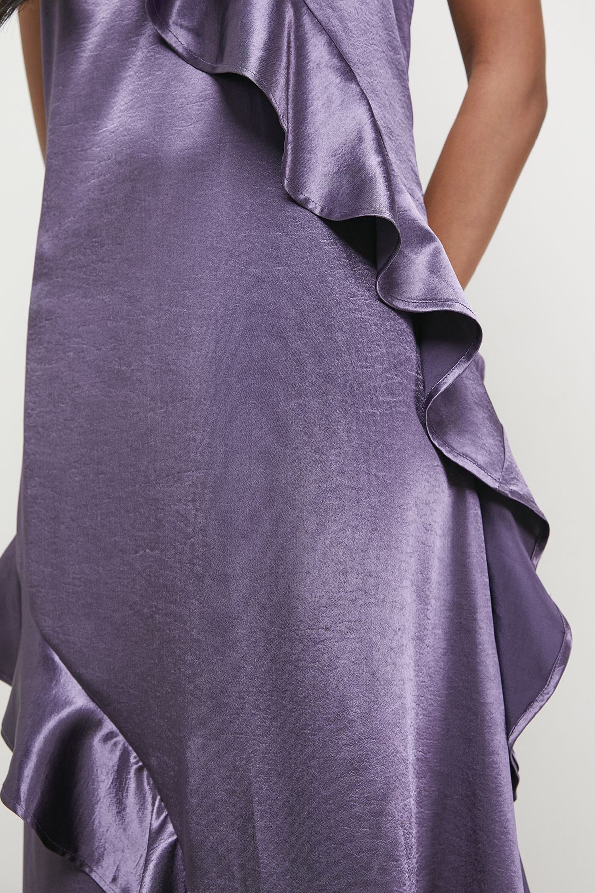 Warehouse Metallic Satin Ruffle High Apex Midi Slip Dress Mauve image 5